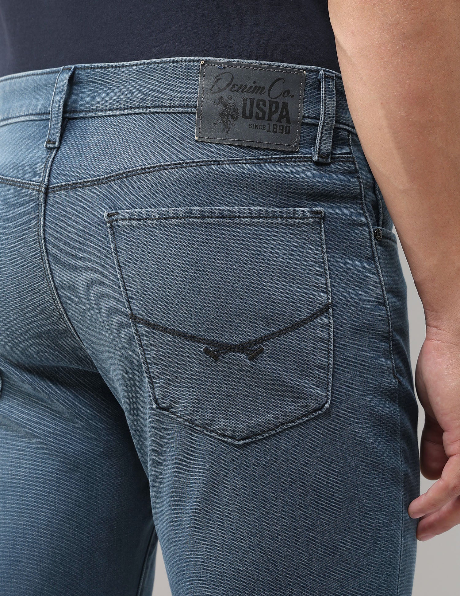 Brandon Slim Tapered Fit Blue Jeans - Image 8