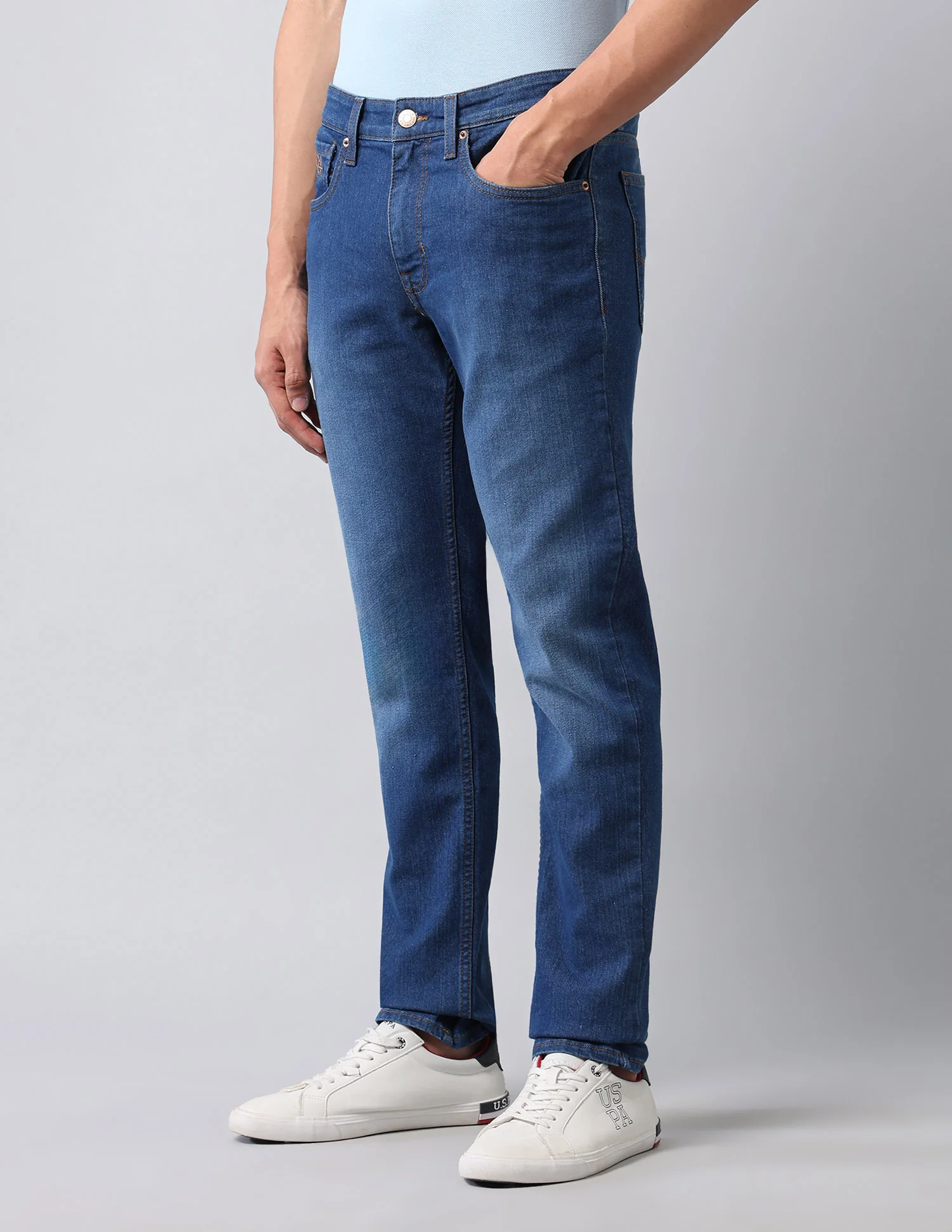Brandon Slim Tapered Fit Blue Jeans - Image 4