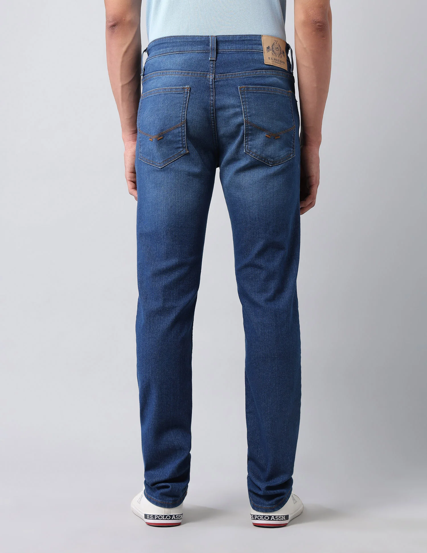 Brandon Slim Tapered Fit Blue Jeans - Image 5