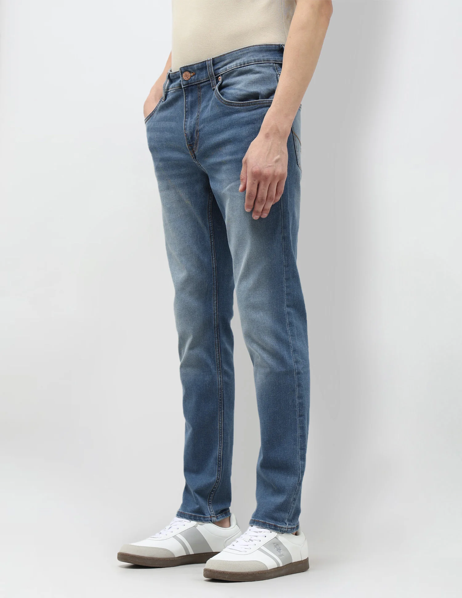 Brandon Slim Tapered Fit Blue Jeans - Image 4