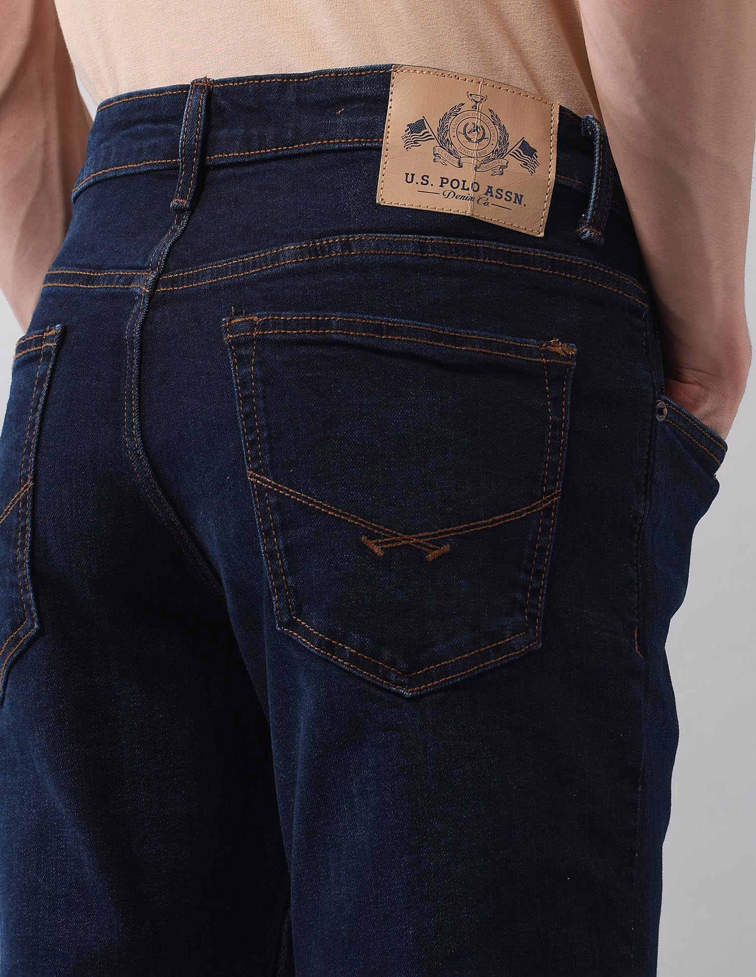 Brandon Slim Tapered Fit Blue Jeans - Image 8