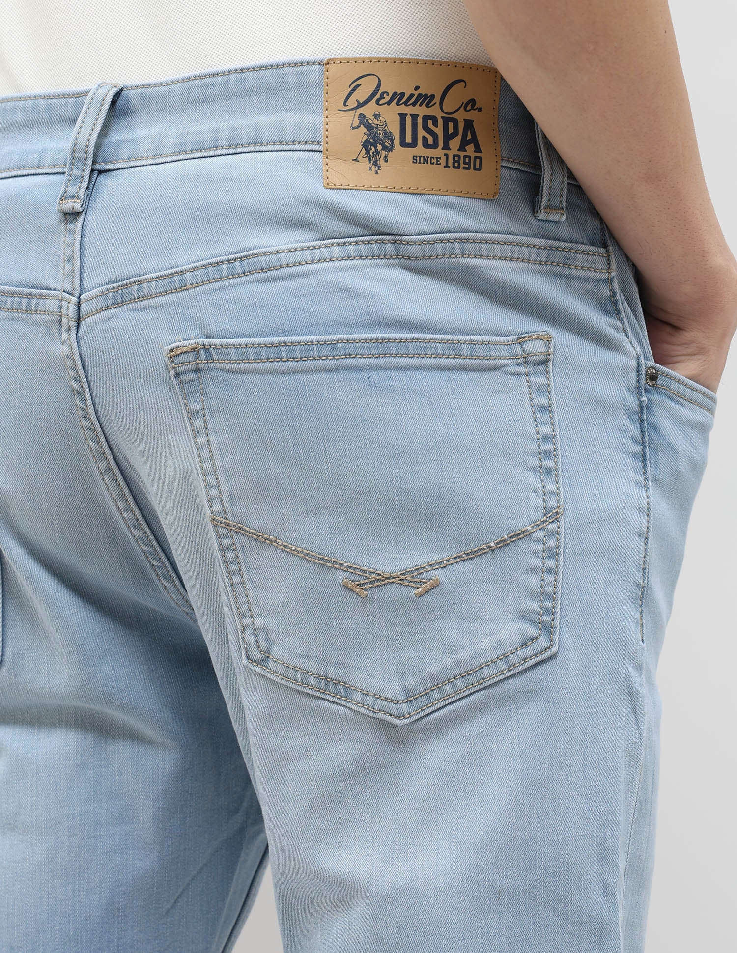 Brandon Slim Tapered Fit Blue Jeans - Image 8
