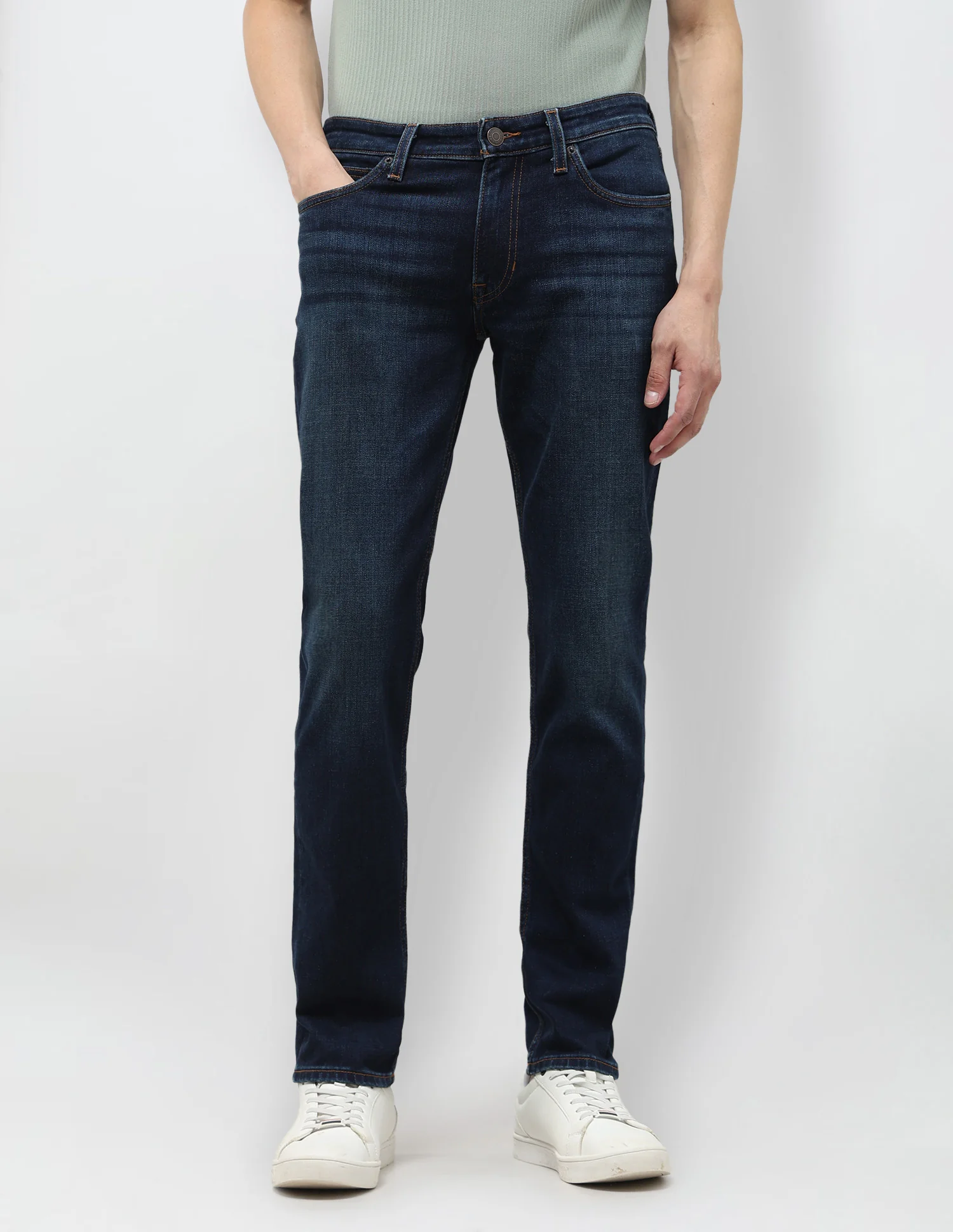 Brandon Slim Tapered Fit Blue Jeans - Image 6