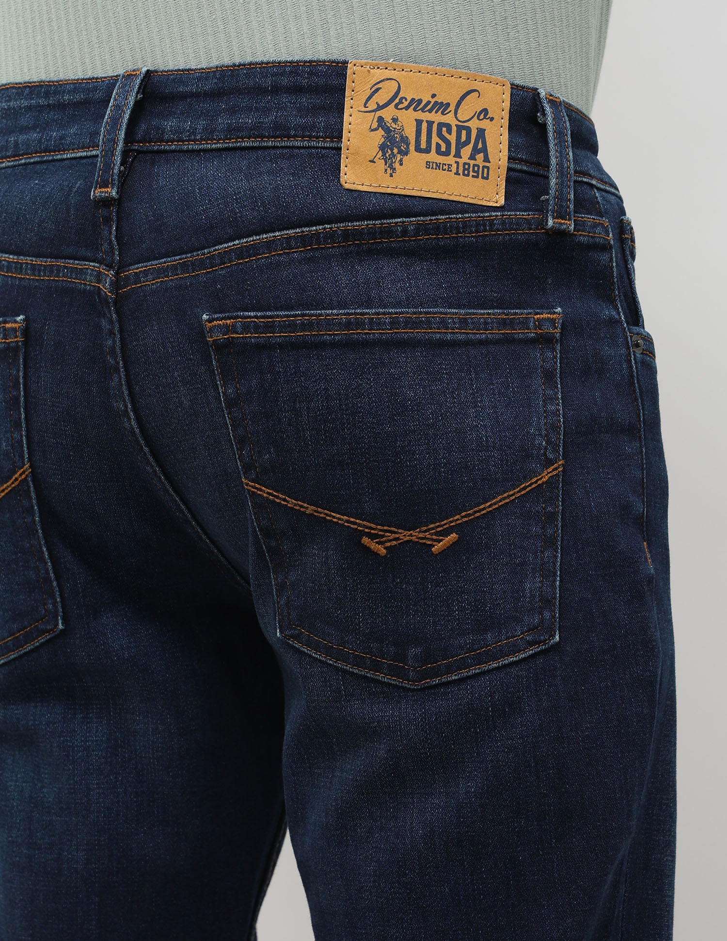 Brandon Slim Tapered Fit Blue Jeans - Image 8