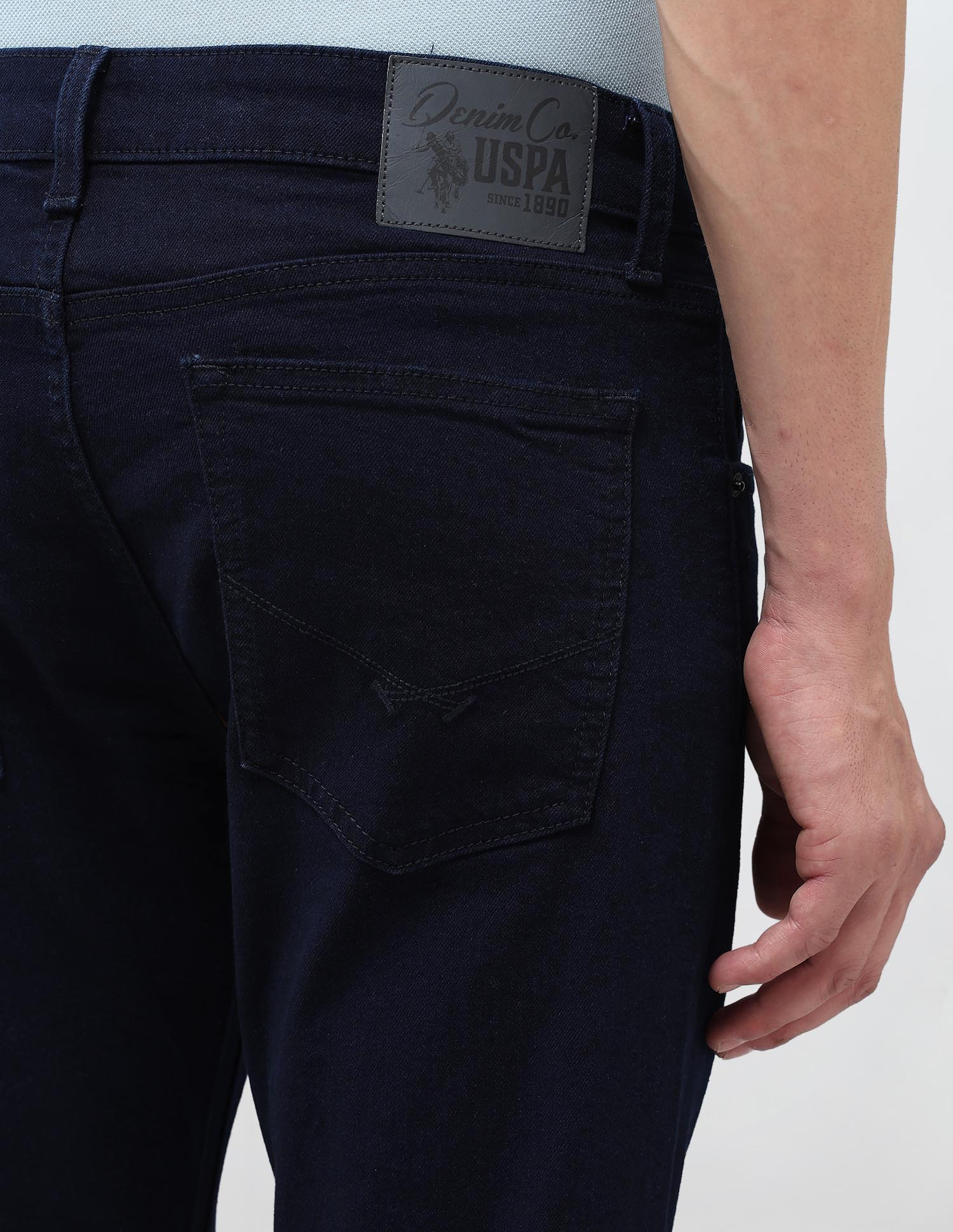 Brandon Slim Tapered Fit Blue Jeans - Image 8