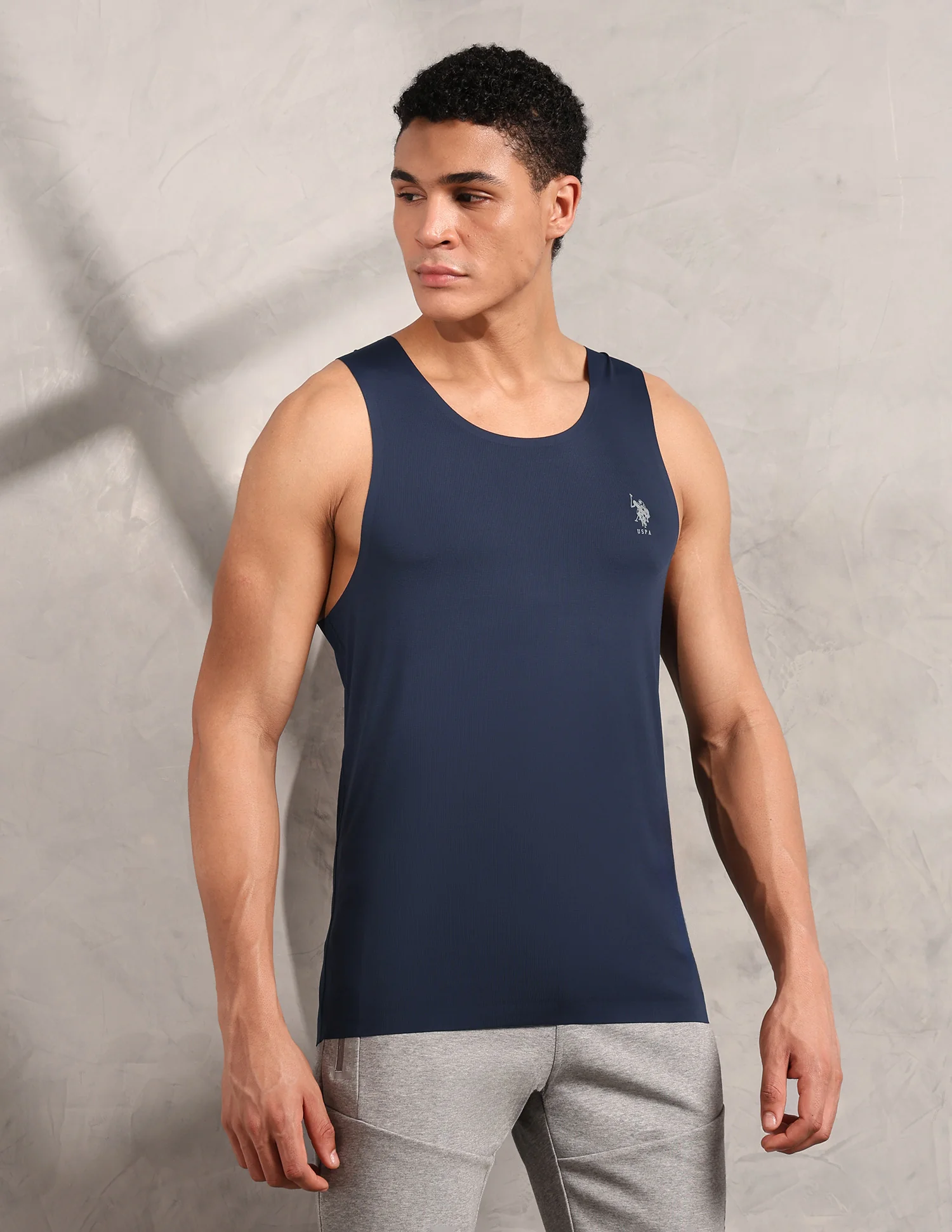 Breathe Easy Mesh Seamless RV001 Sports Vest - Image 4