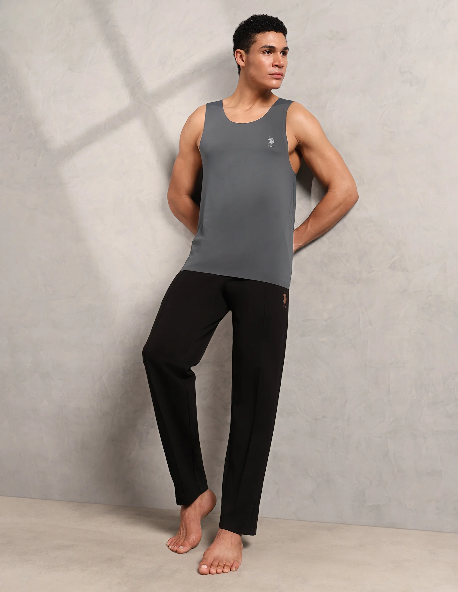 Breathe Easy Mesh Seamless RV001 Sports Vest - Image 3
