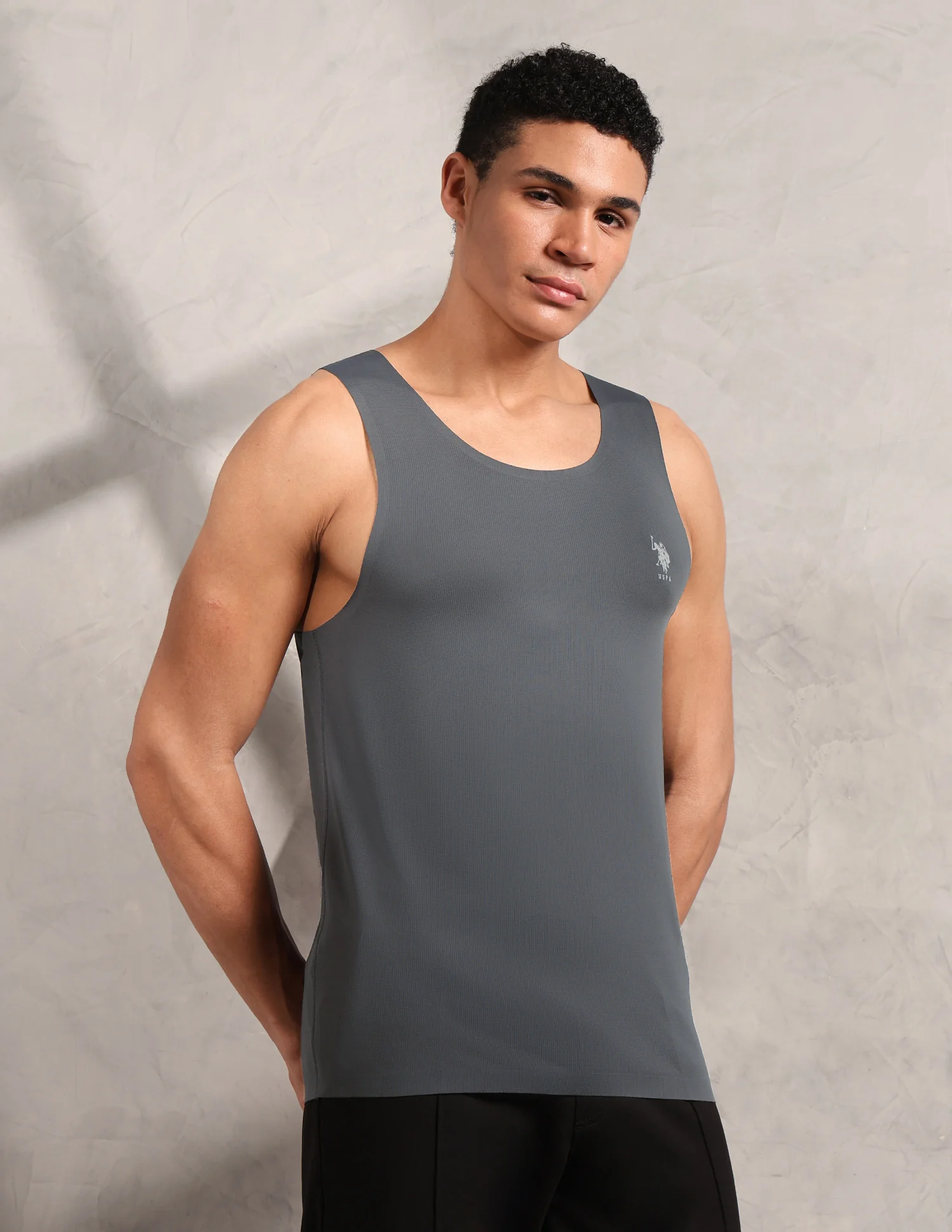 Breathe Easy Mesh Seamless RV001 Sports Vest - Image 4