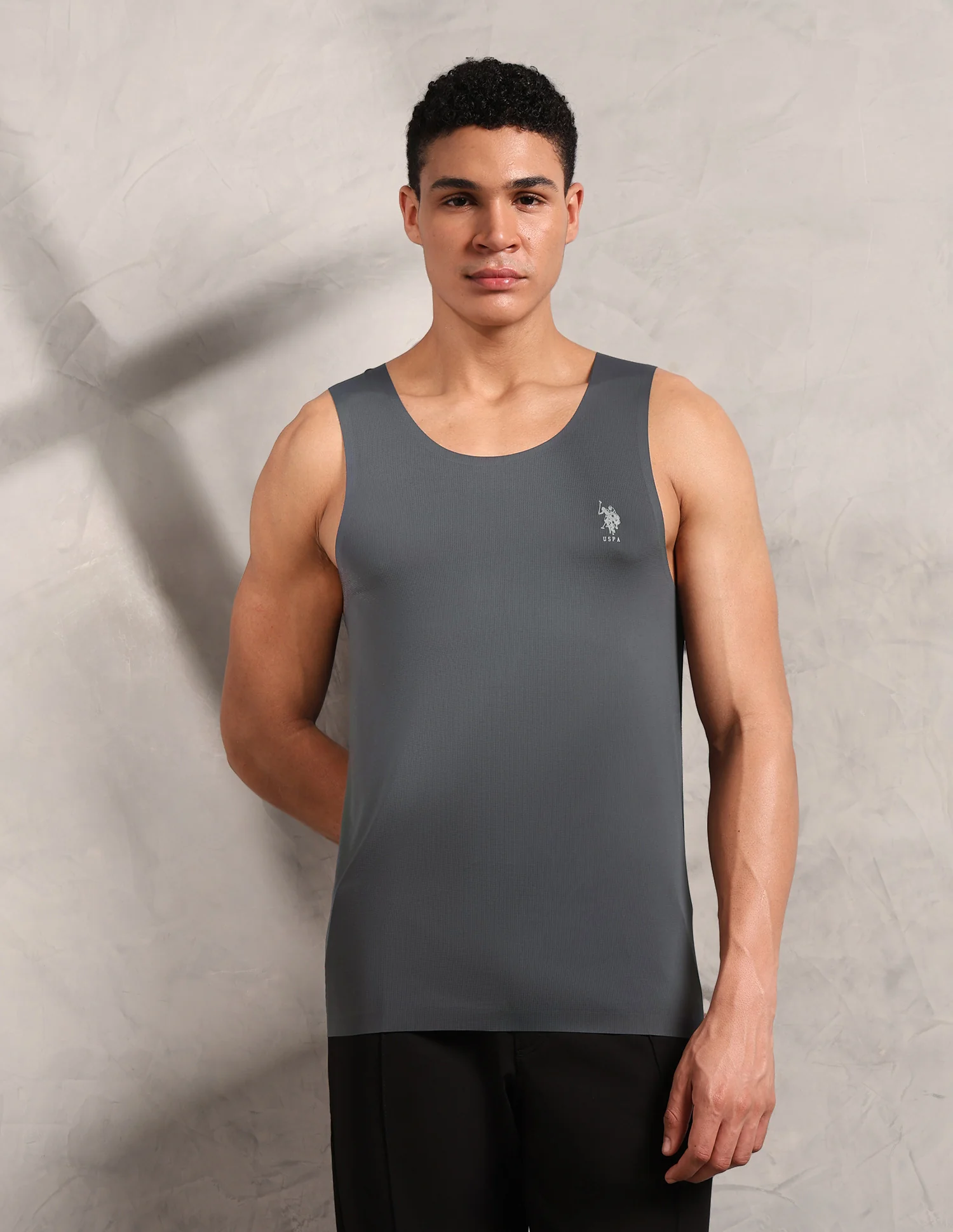 Breathe Easy Mesh Seamless RV001 Sports Vest - Image 6