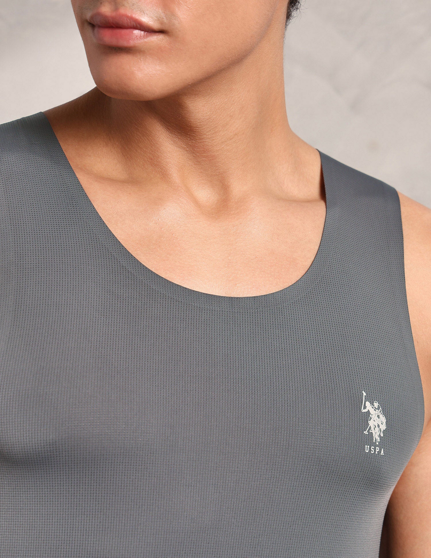 Breathe Easy Mesh Seamless RV001 Sports Vest - Image 7