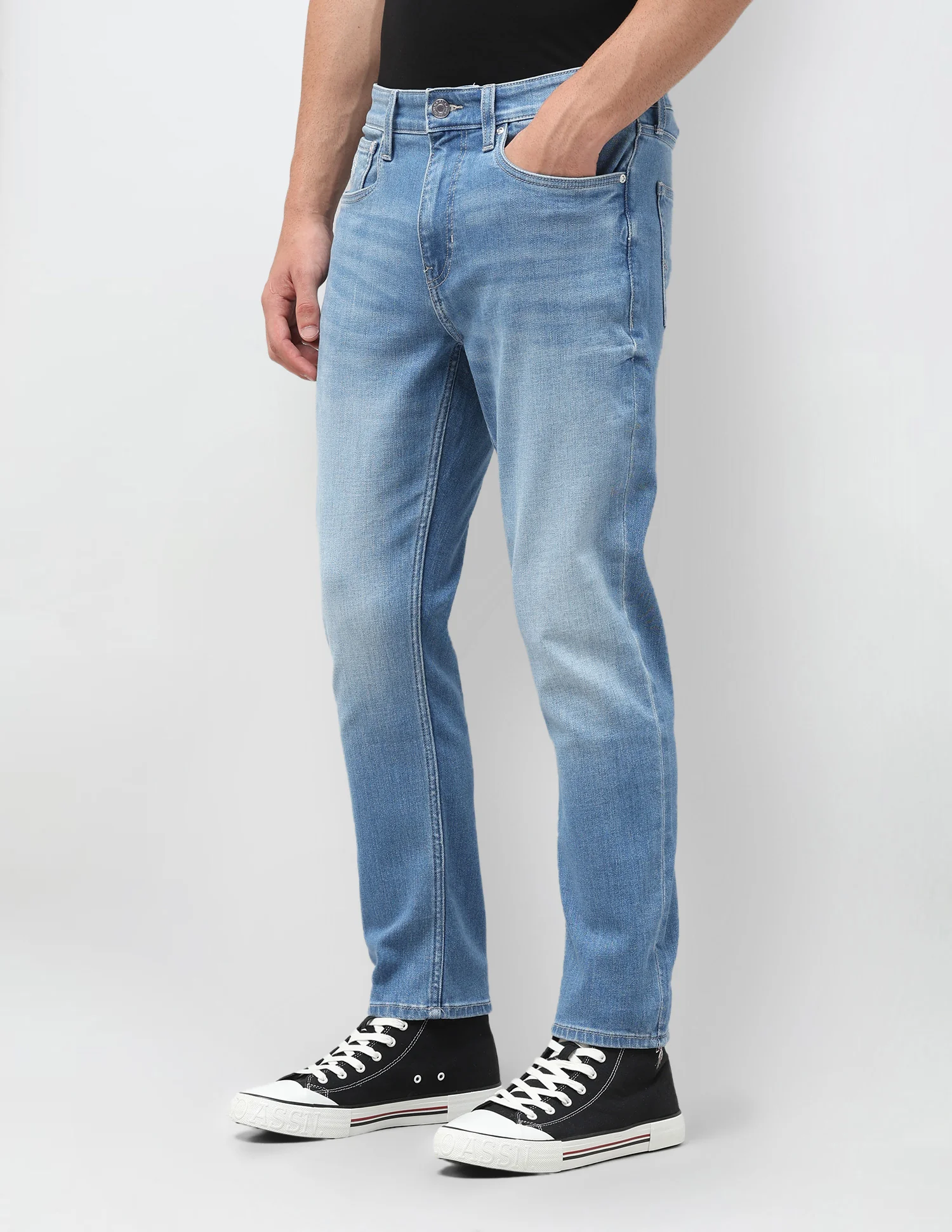Cole Comfort Cropped Blue Jeans - Image 4