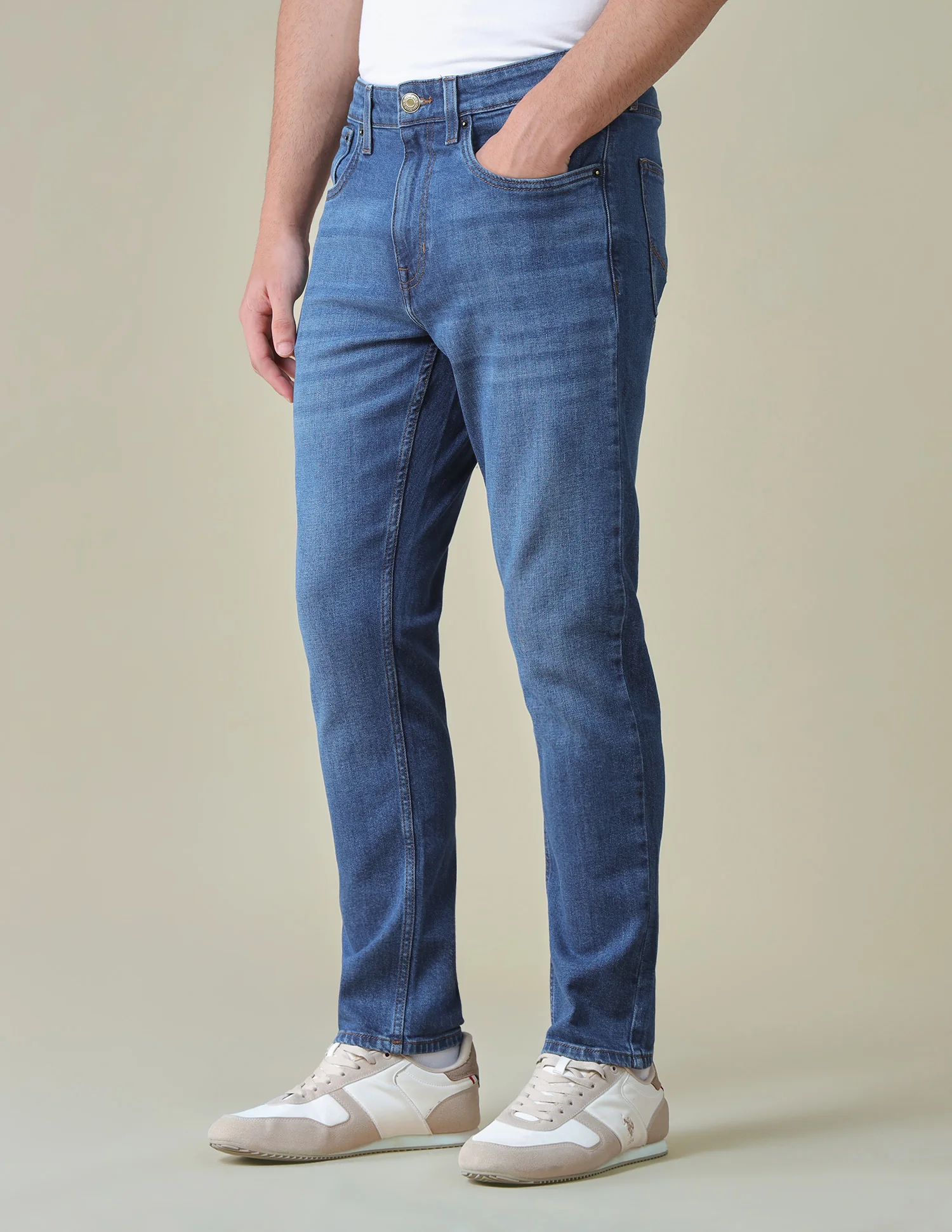 Cole Comfort Cropped Fit Blue Jeans - Image 4