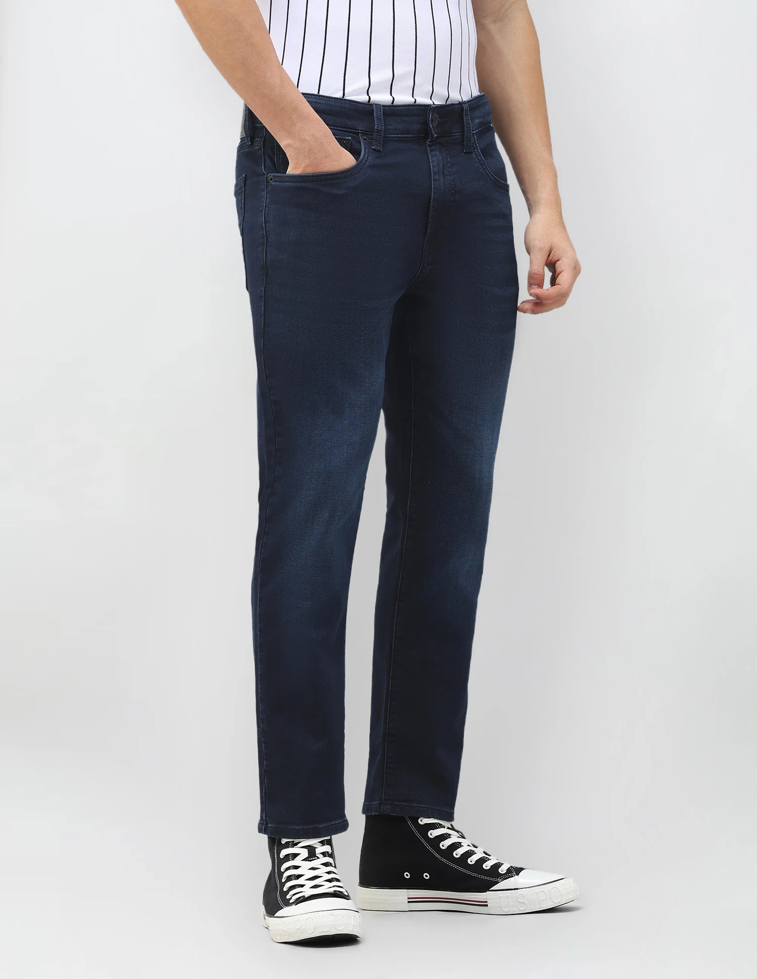 Cole Comfort Cropped Fit Blue Jeans - Image 4