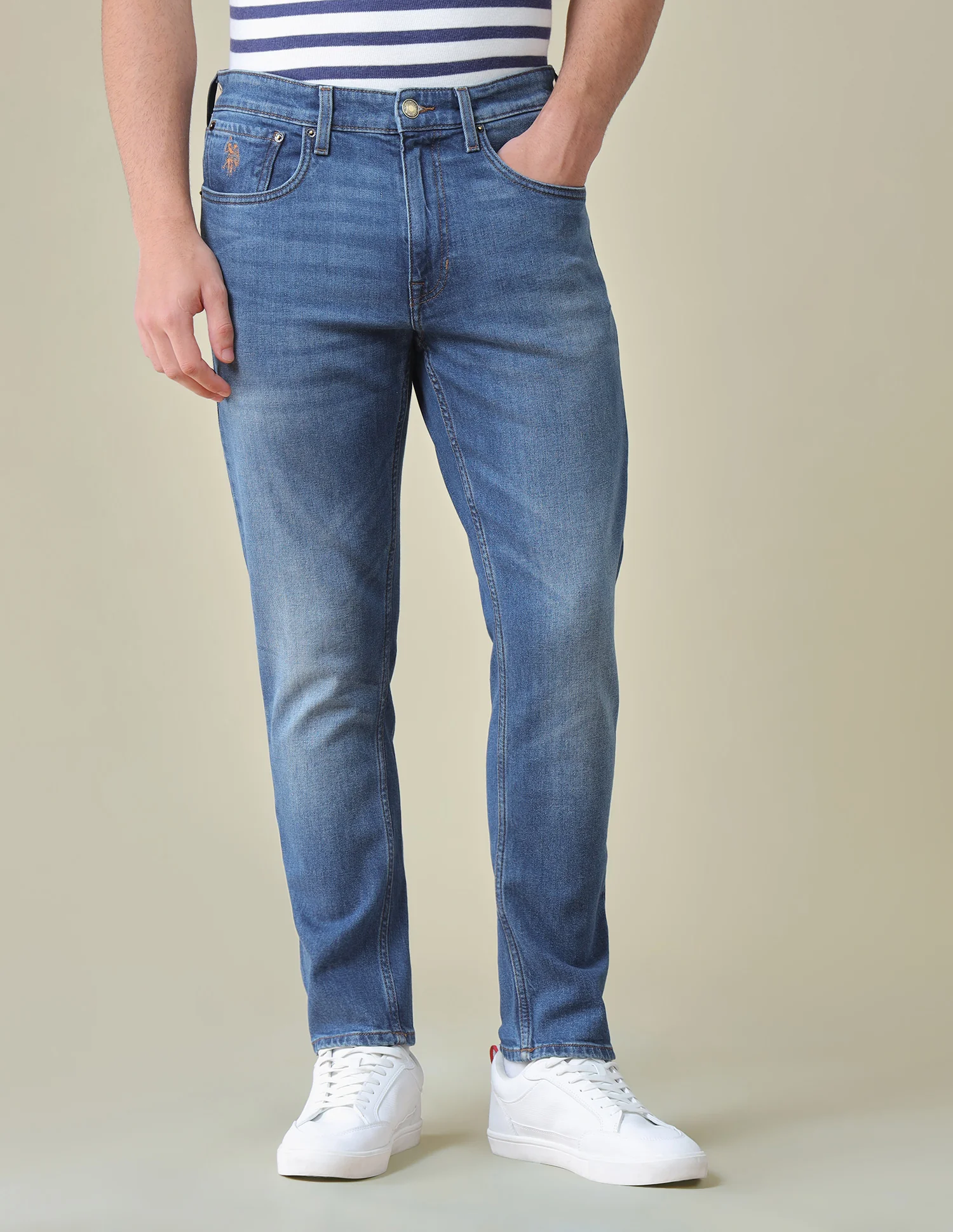 Cole Comfort Cropped Fit Blue Jeans - Image 6