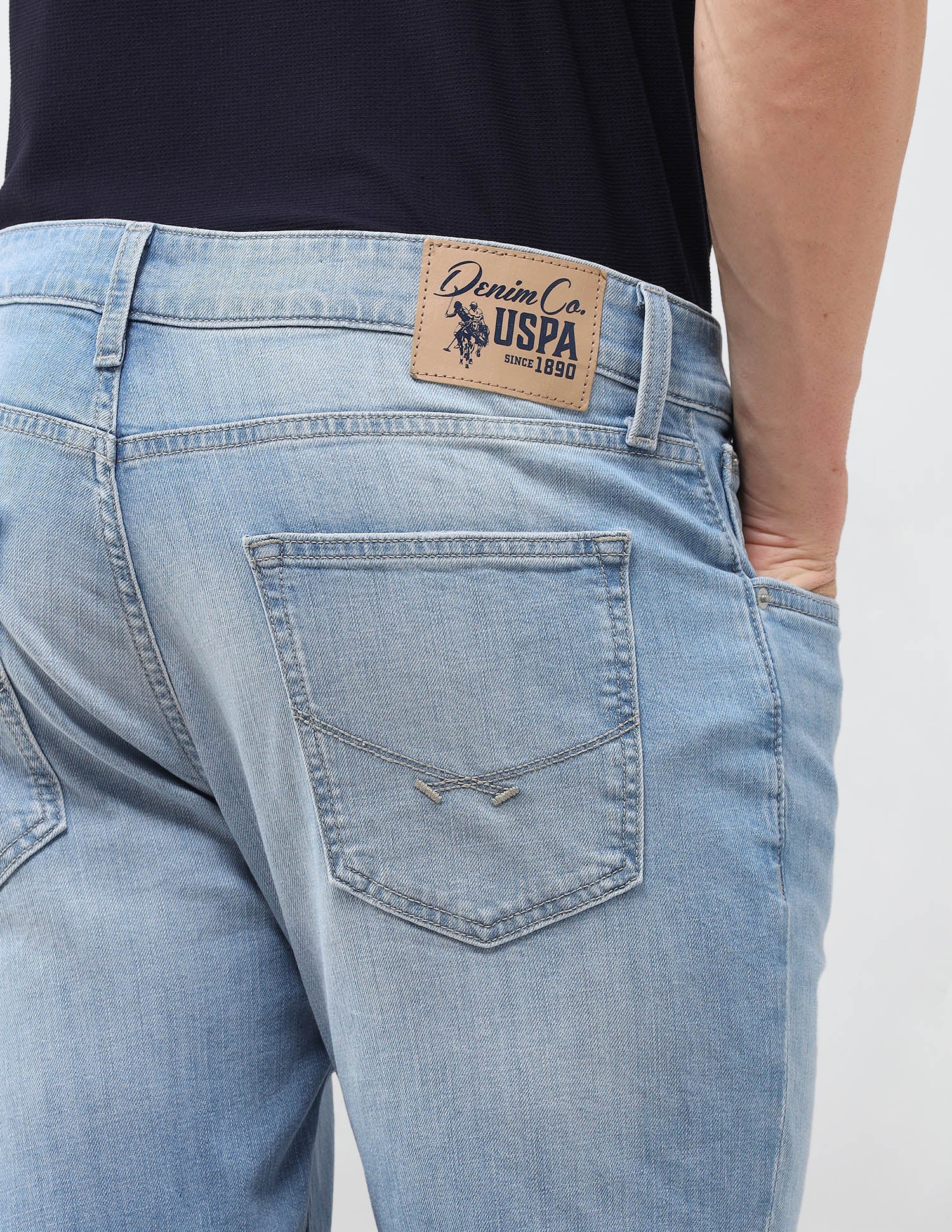 Cole Comfort Cropped Fit Blue Jeans - Image 8