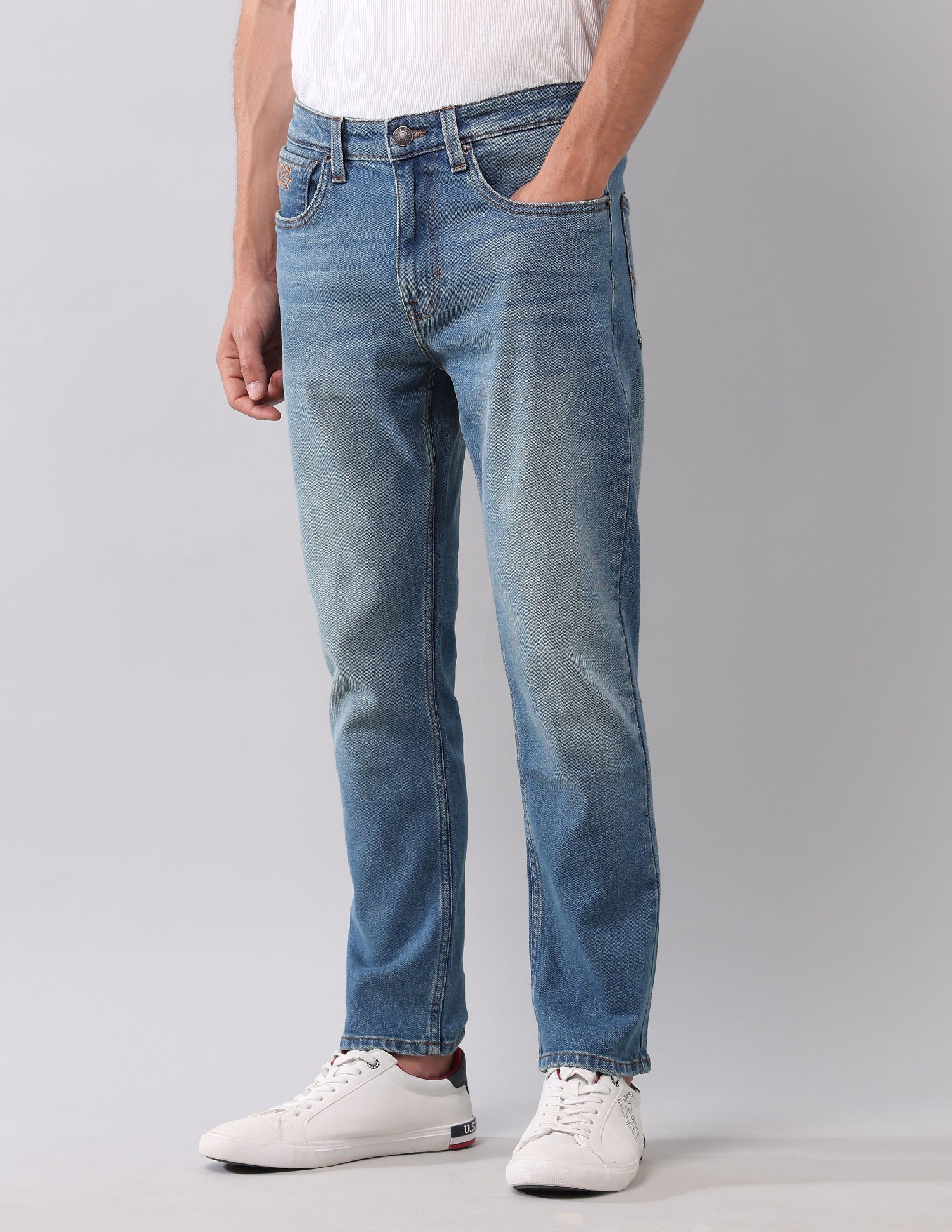 Cole Comfort Cropped Fit Blue Jeans - Image 4