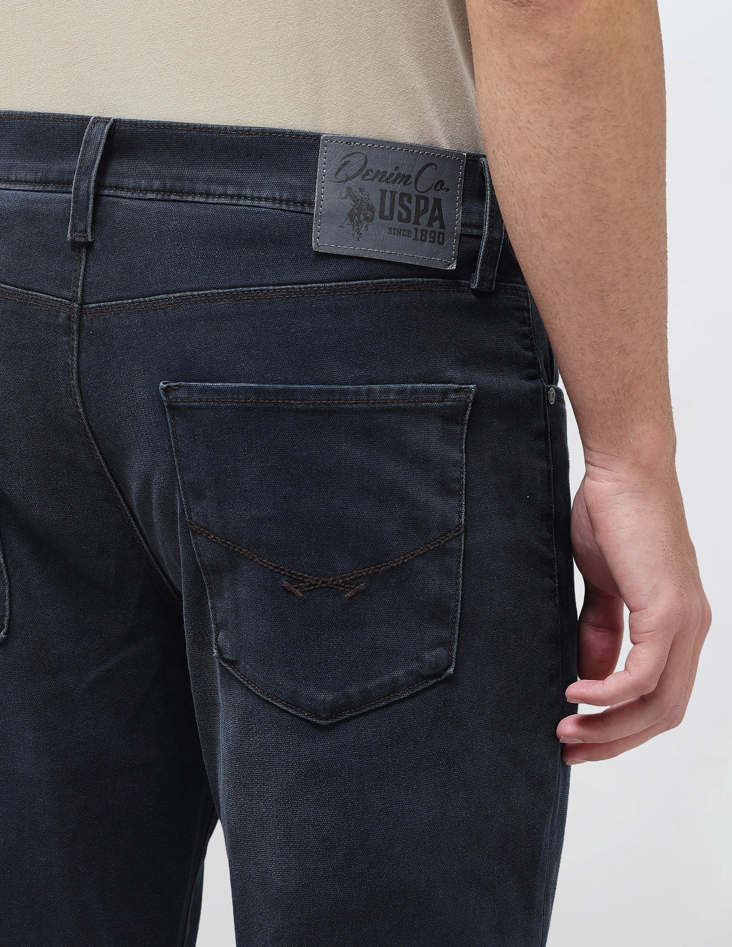 Cole Comfort Cropped Fit Blue Jeans - Image 8