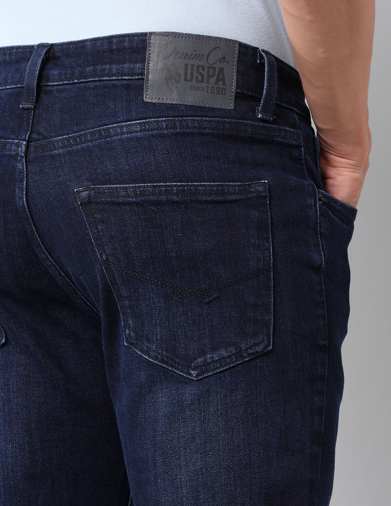 Cole Comfort Cropped Fit Blue Jeans - Image 8
