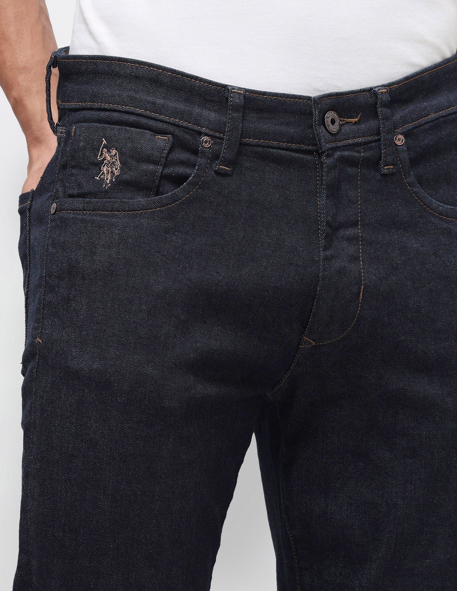 Cole Comfort Cropped Fit Blue Jeans - Image 7