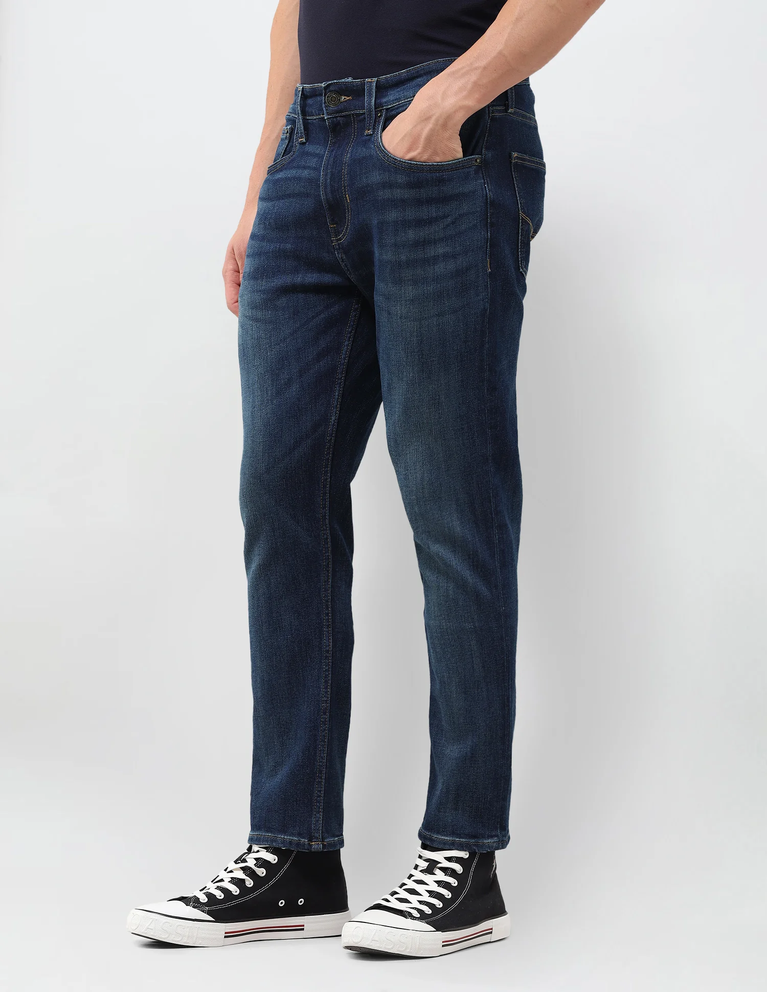 Cole Comfort Cropped Fit Blue Jeans - Image 4