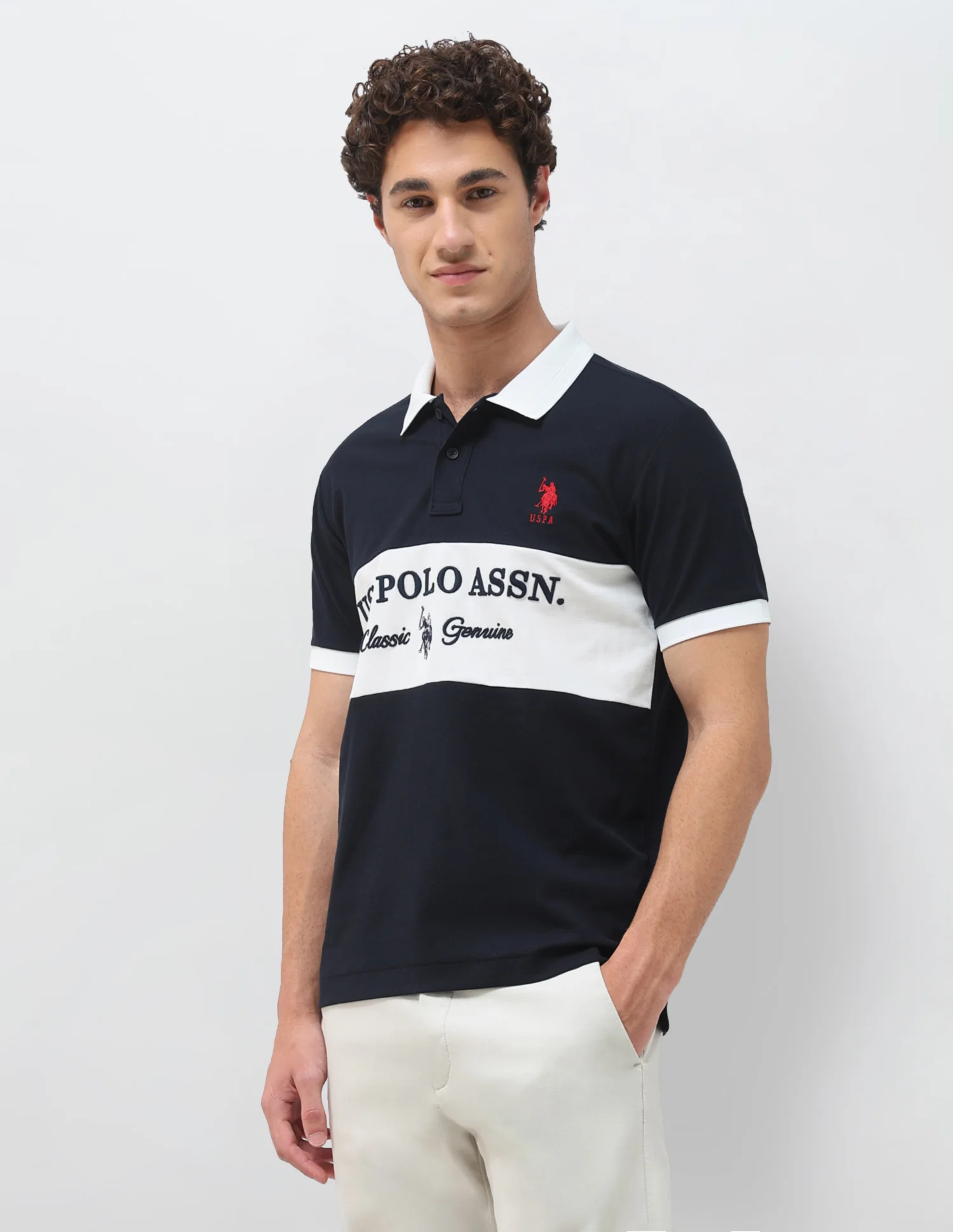 Colorblocked Brand Embroidered Slim Fit Polo Shirt - Image 4