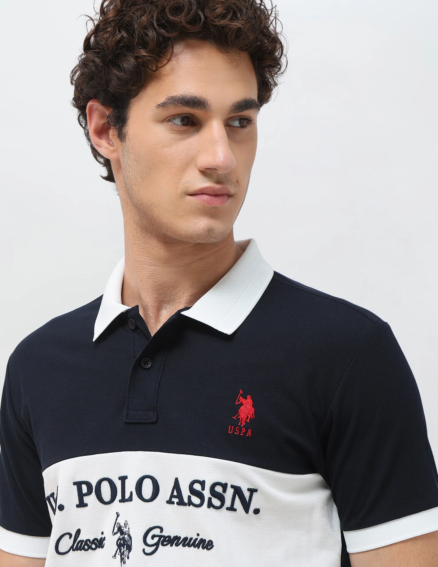 Colorblocked Brand Embroidered Slim Fit Polo Shirt - Image 7