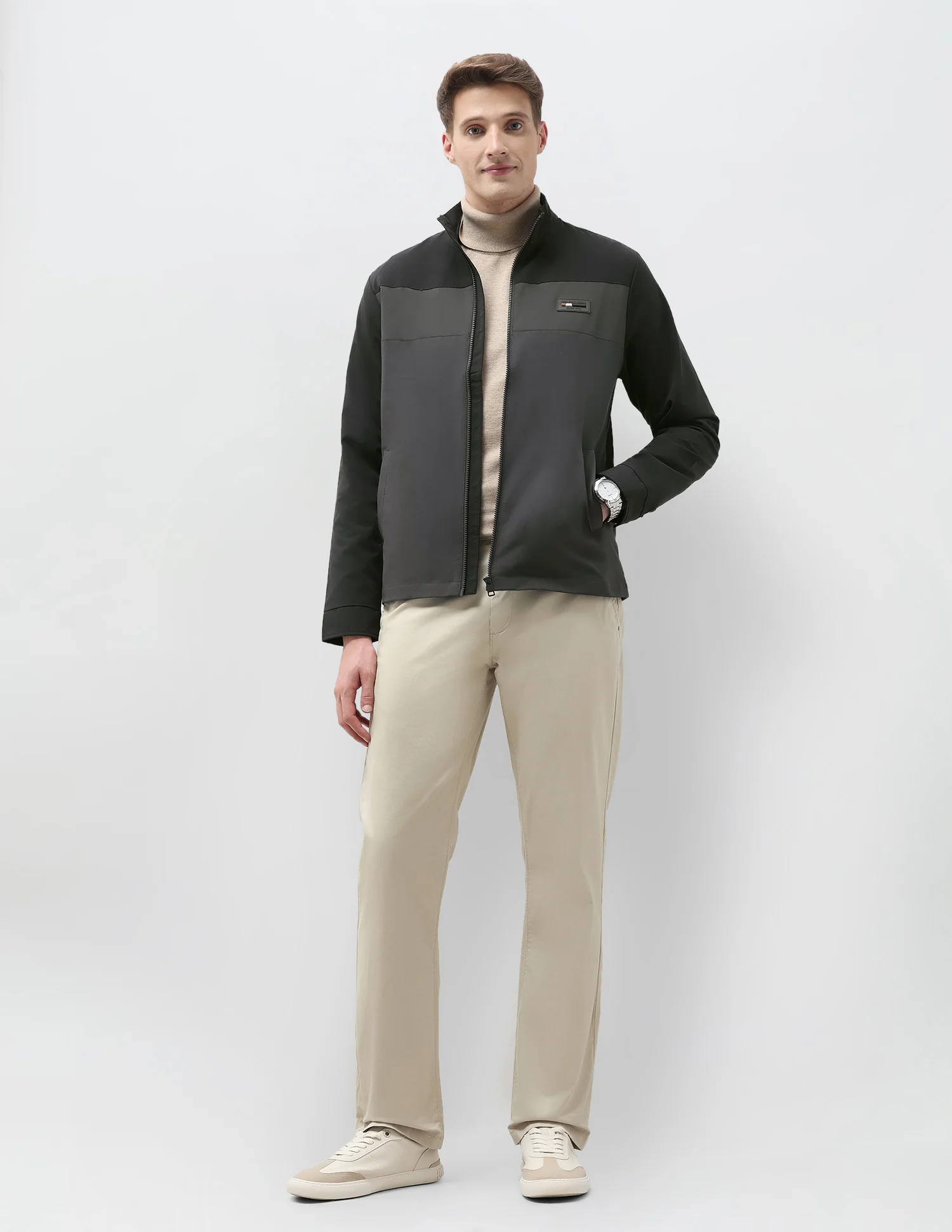 Colour Blocked Regular Fit Casual Jacket - Image 3