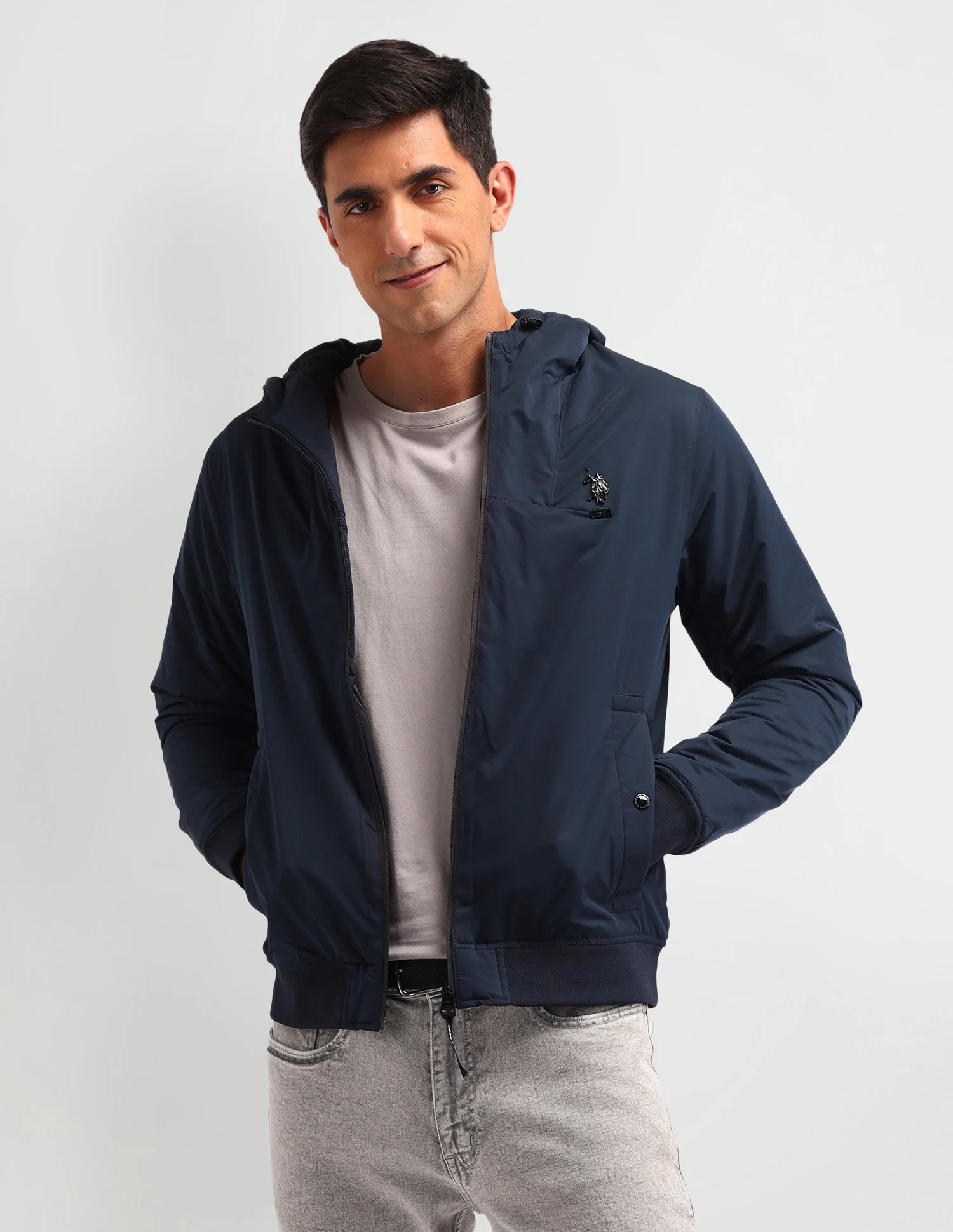 Colour blocked Regular Fit Jacket