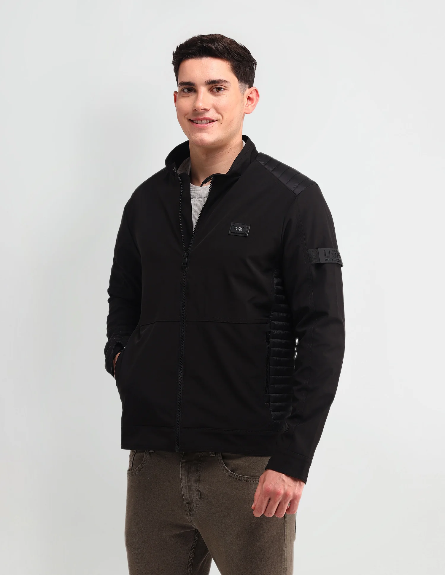 Colour Blocked Regular Fit Jacket - Image 4
