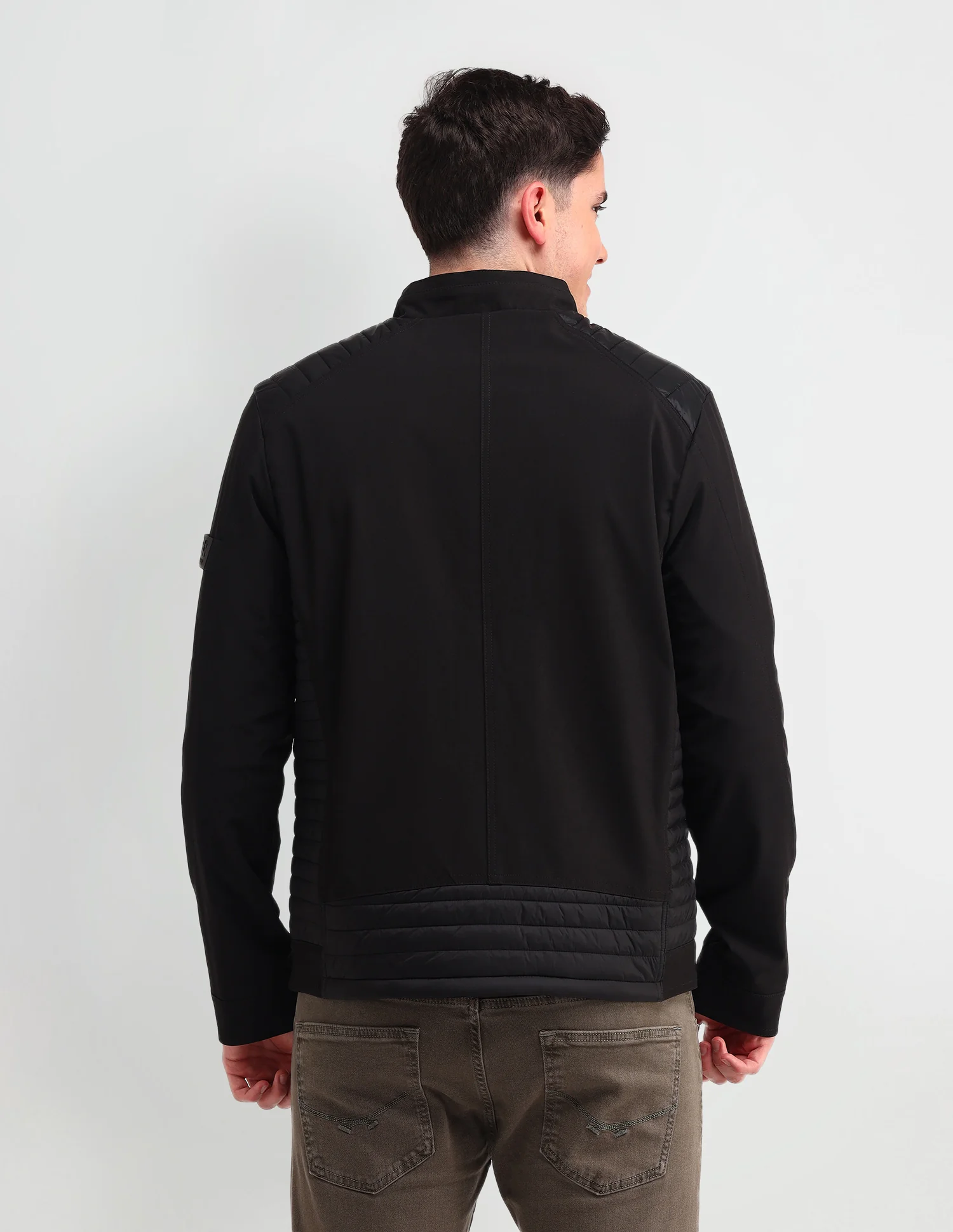 Colour Blocked Regular Fit Jacket - Image 5