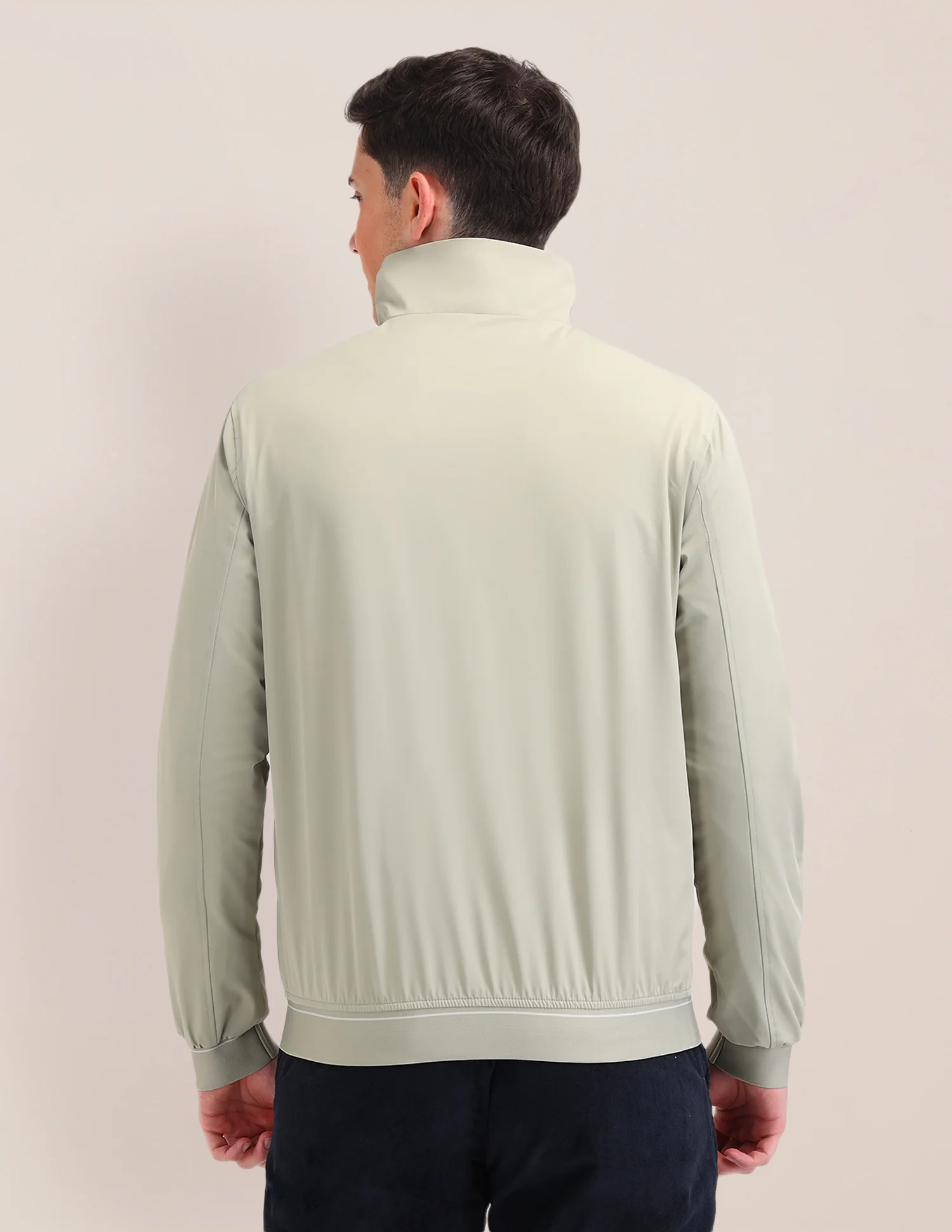 Colour Blocked Regular Fit Jacket - Image 5