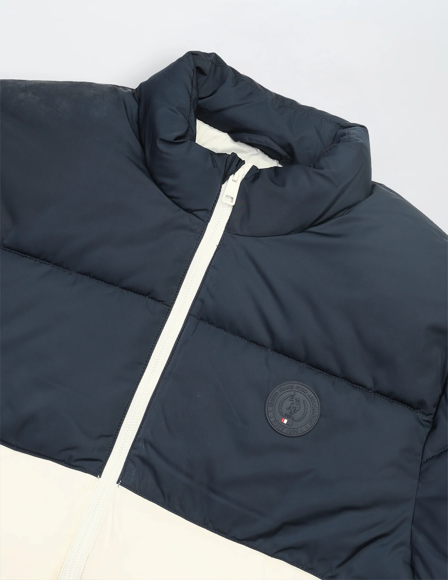 Colour Blocked Regular Fit Puffer Jacket - Image 2