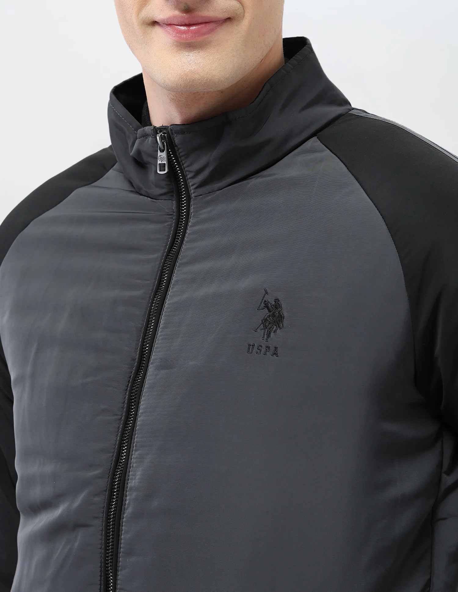 Colour Blocked Regular Fit Puffer Jacket - Image 7