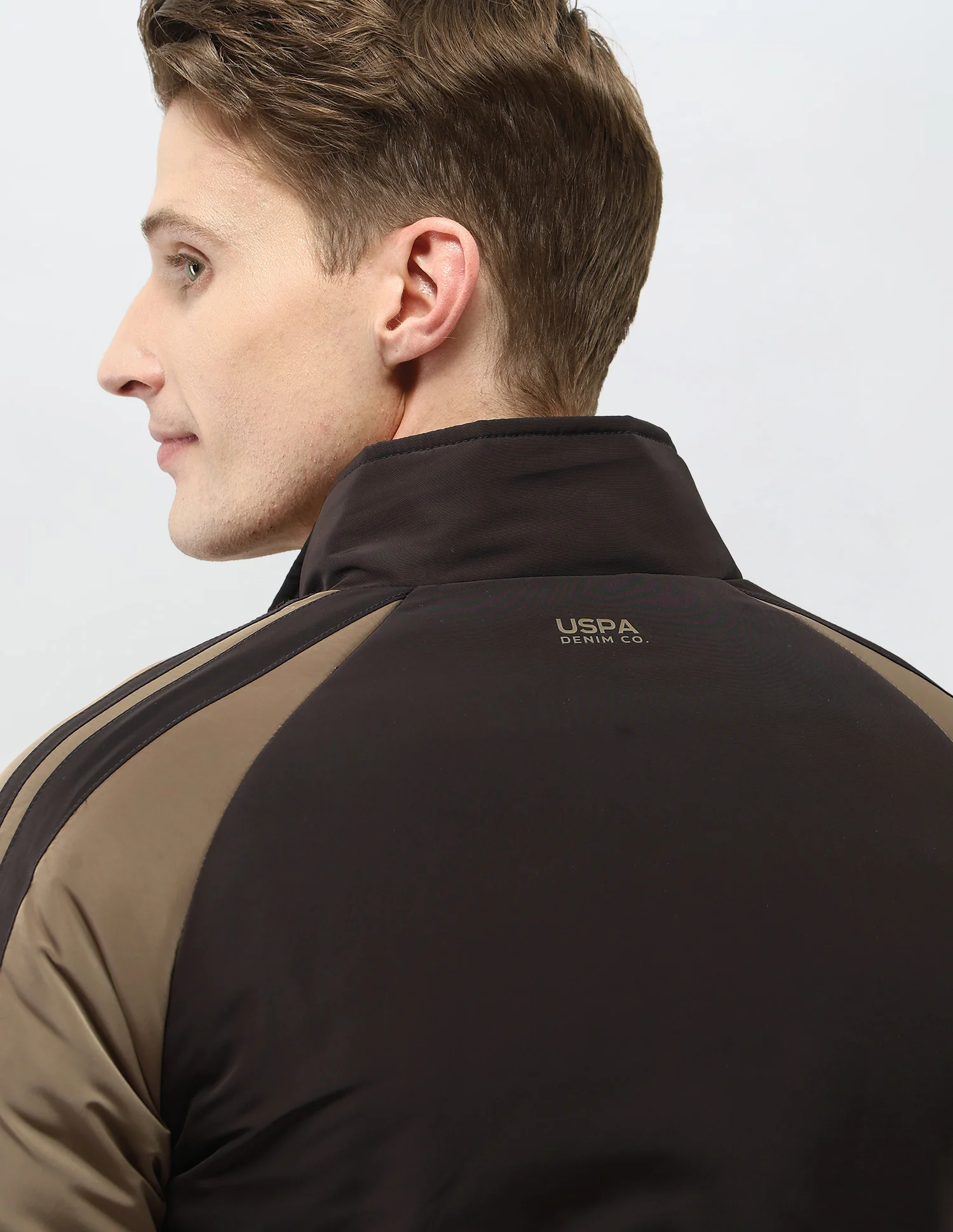 Colour Blocked Regular Fit Puffer Jacket - Image 8