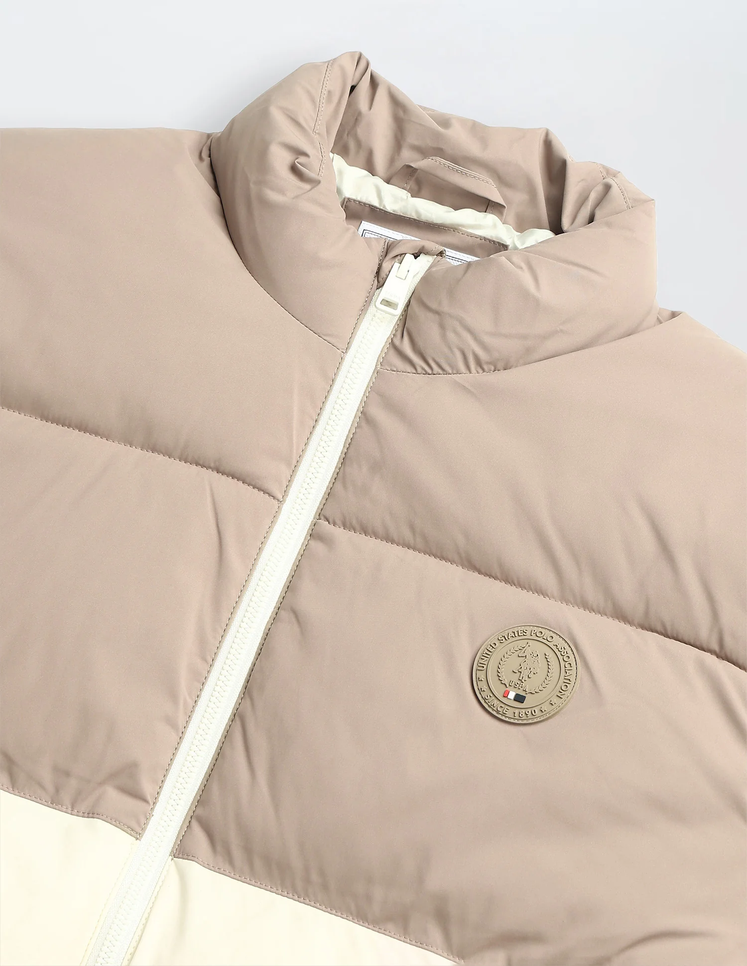 Colour Blocked Regular Fit Puffer Jacket - Image 2