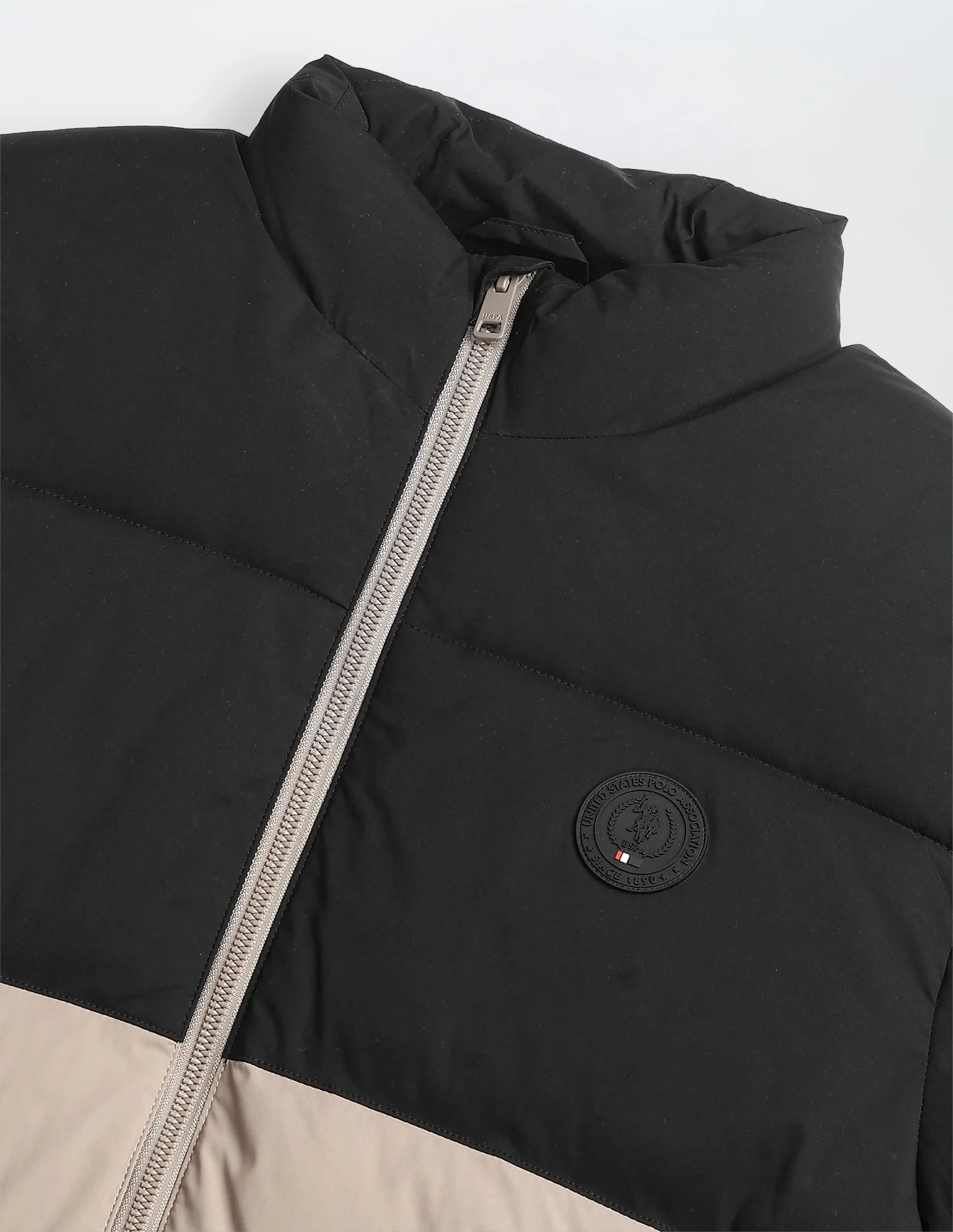 Colour Blocked Regular Fit Puffer Jacket - Image 2