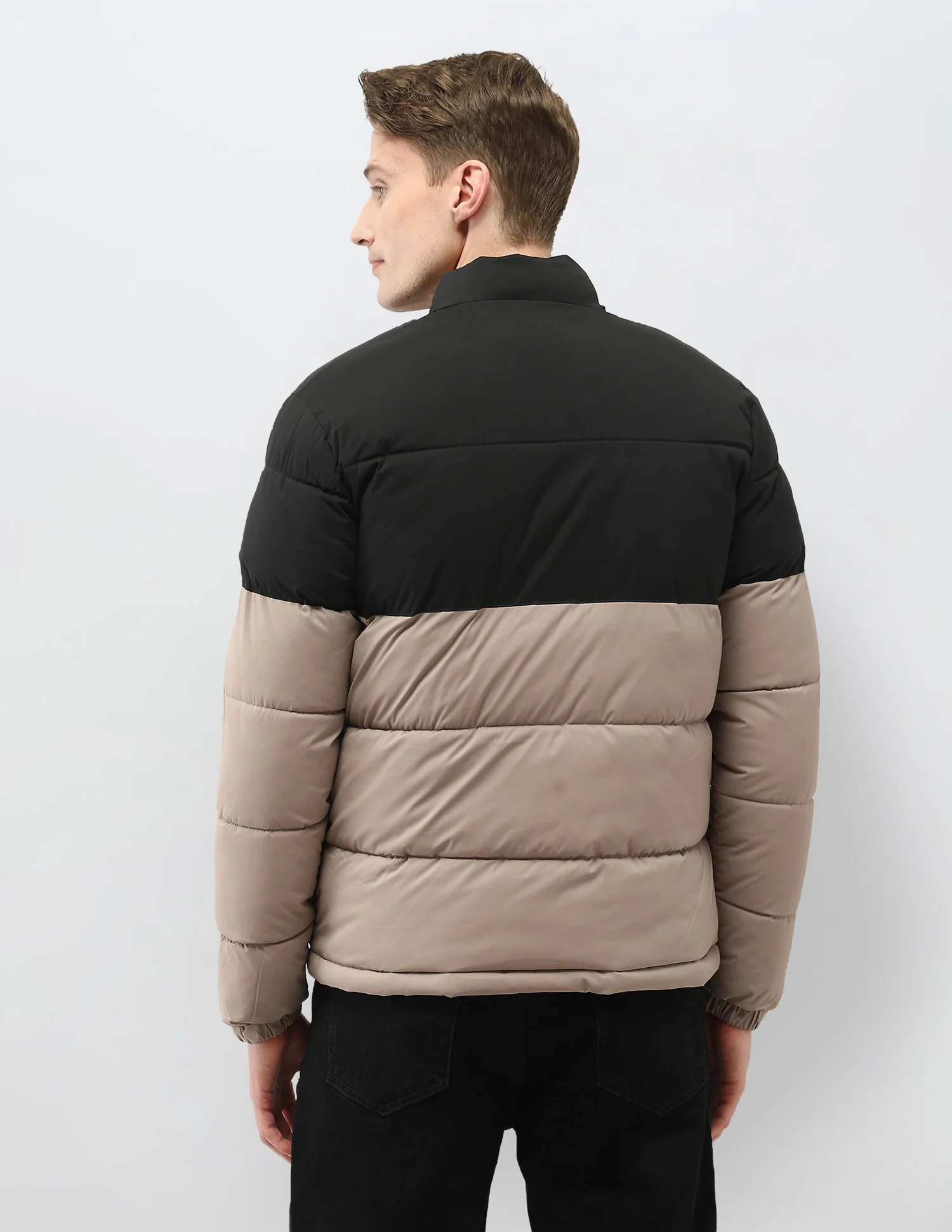 Colour Blocked Regular Fit Puffer Jacket - Image 5