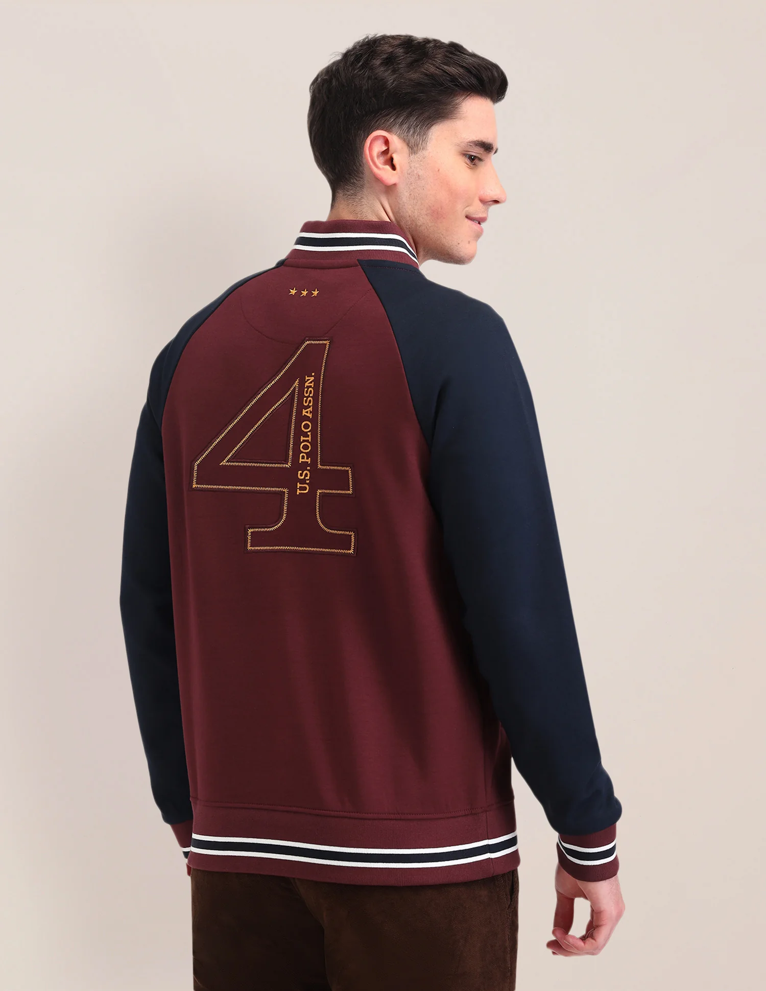 Colour Blocked Regular Fit Sweatshirt - Image 5