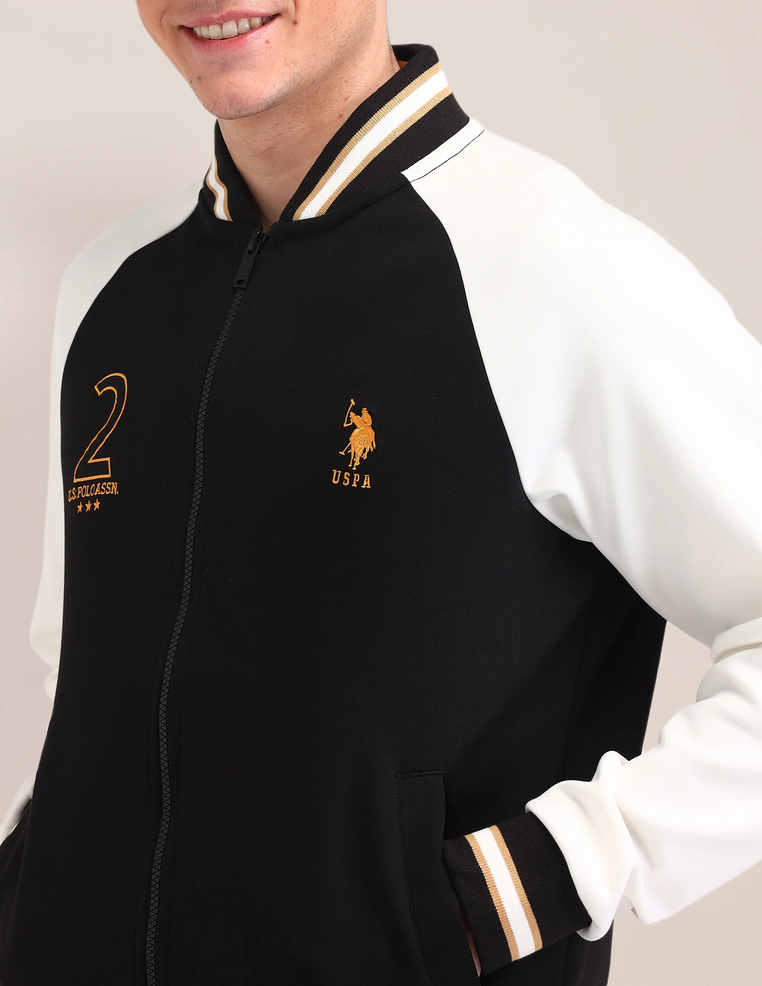 Colour Blocked Regular Fit Sweatshirt - Image 7