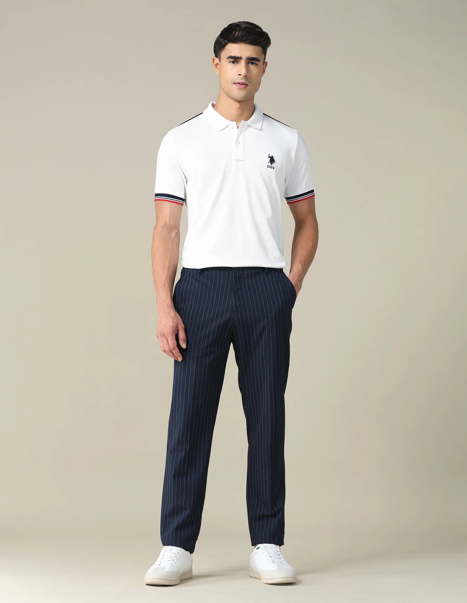 Colourblocked Brand Embroidered Regular Fit Polo Shirt - Image 3