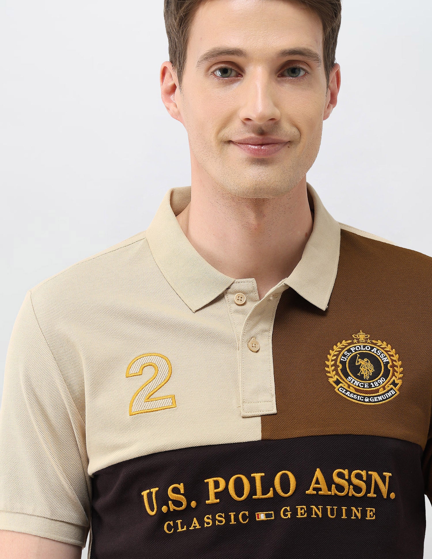 Colourblocked Brand Embroidered Slim Fit Polo Shirt - Image 7