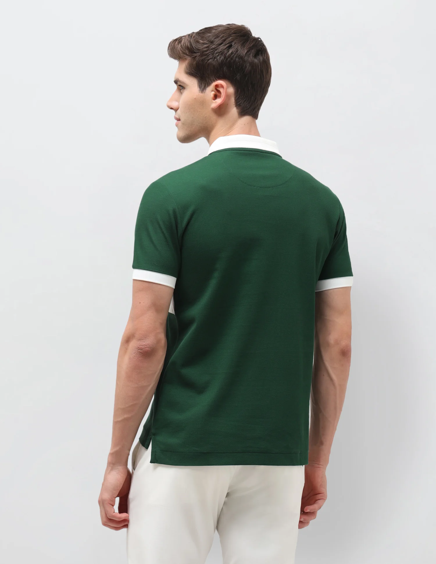 Colourblocked Brand Embroidered Slim Fit Polo Shirt - Image 5