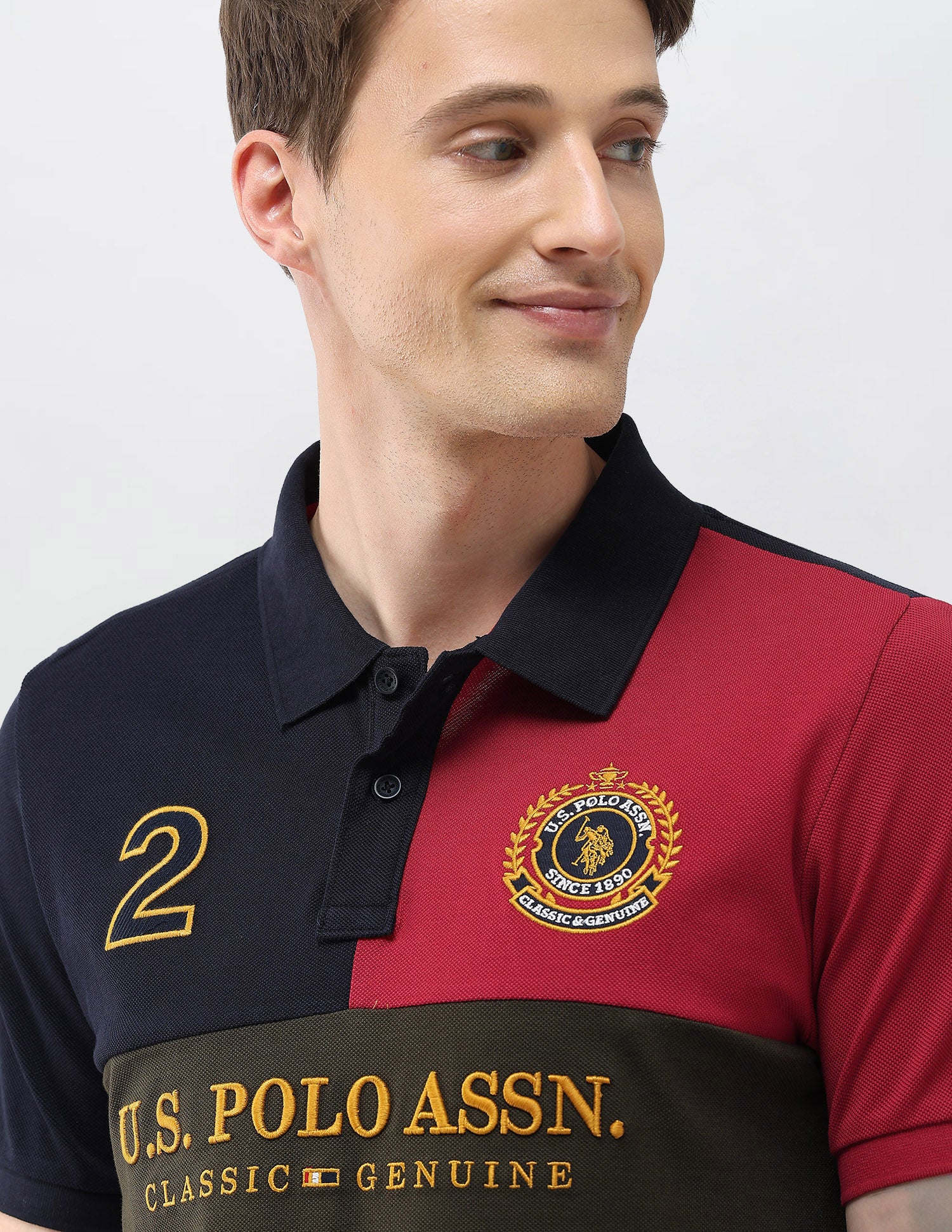 Colourblocked Brand Embroidered Slim Fit Polo Shirt - Image 7