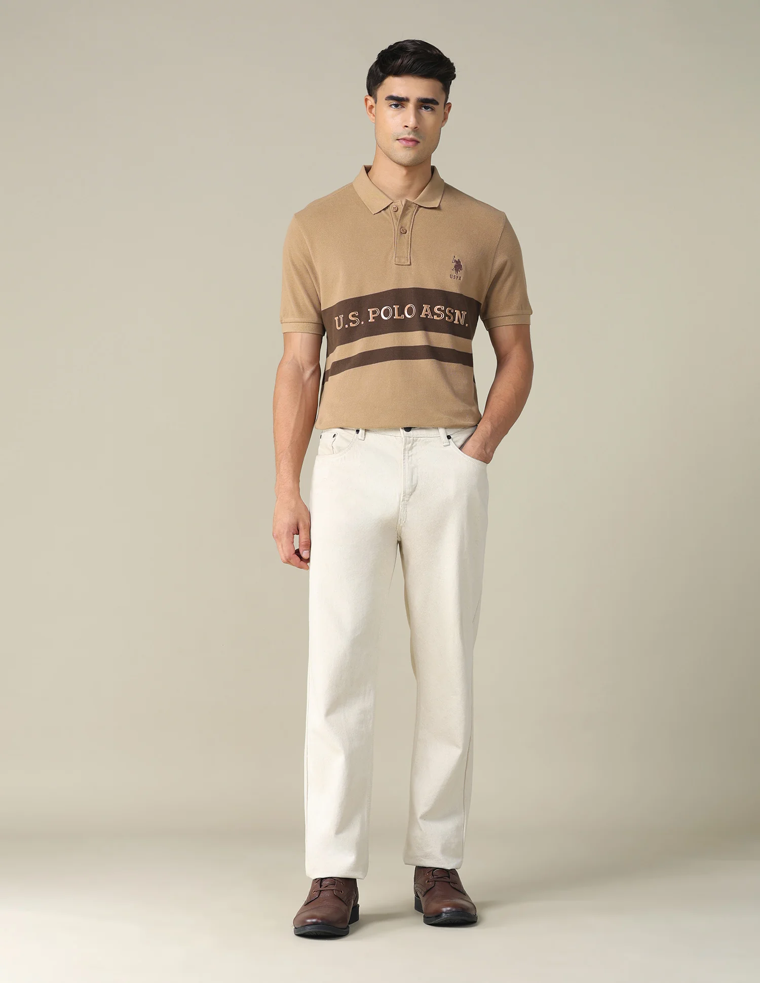 Colourblocked Brand Printed Regular Fit Polo Shirt - Image 3