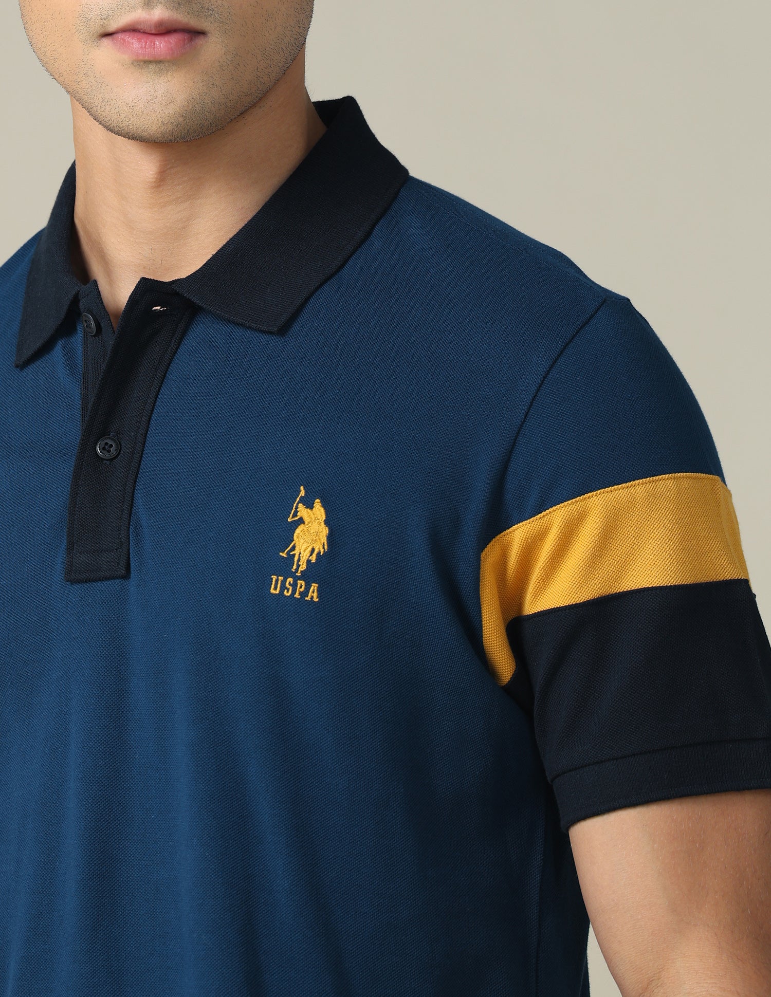 Colourblocked Regular Fit Polo Shirt - Image 7