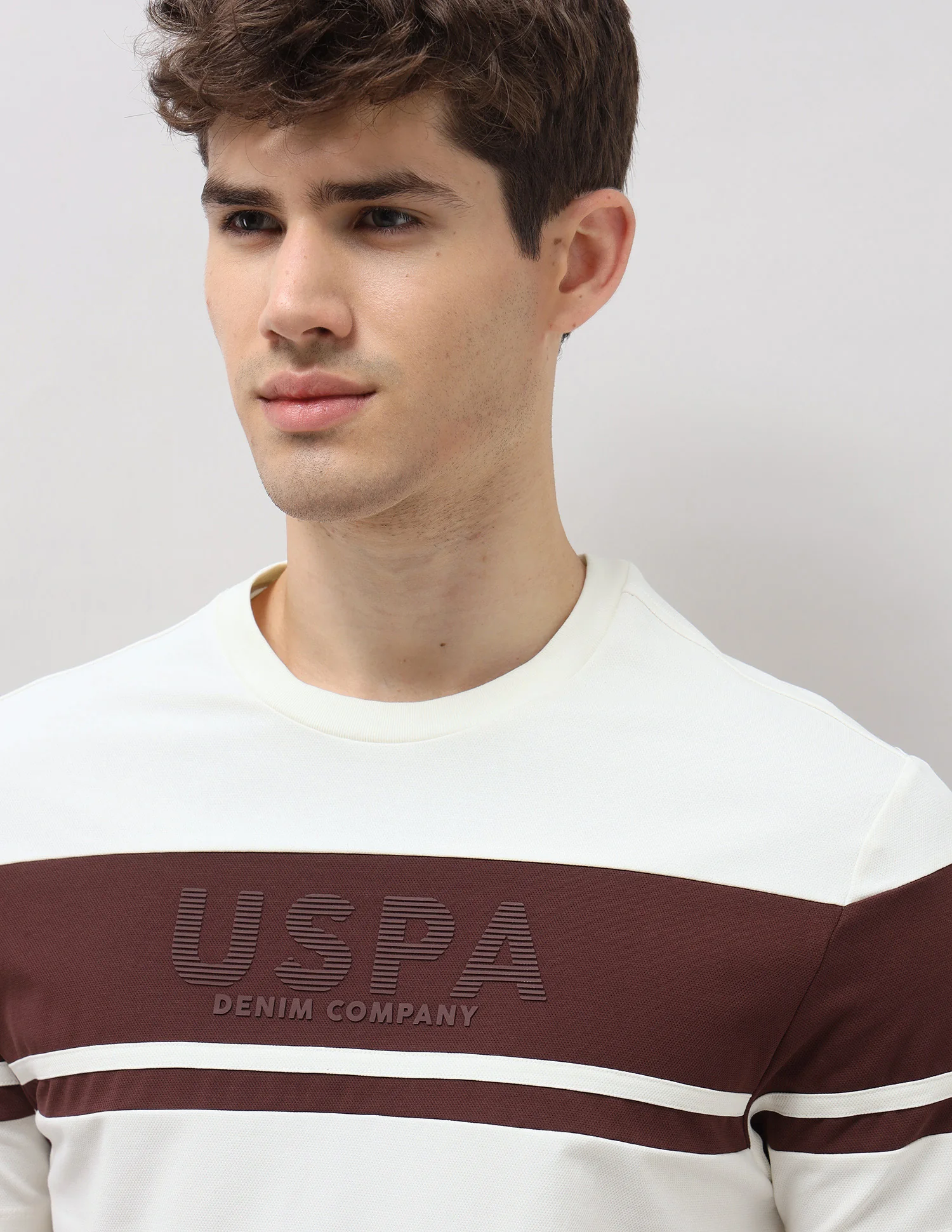 Colourblocked Slim Fit T-Shirt - Image 7