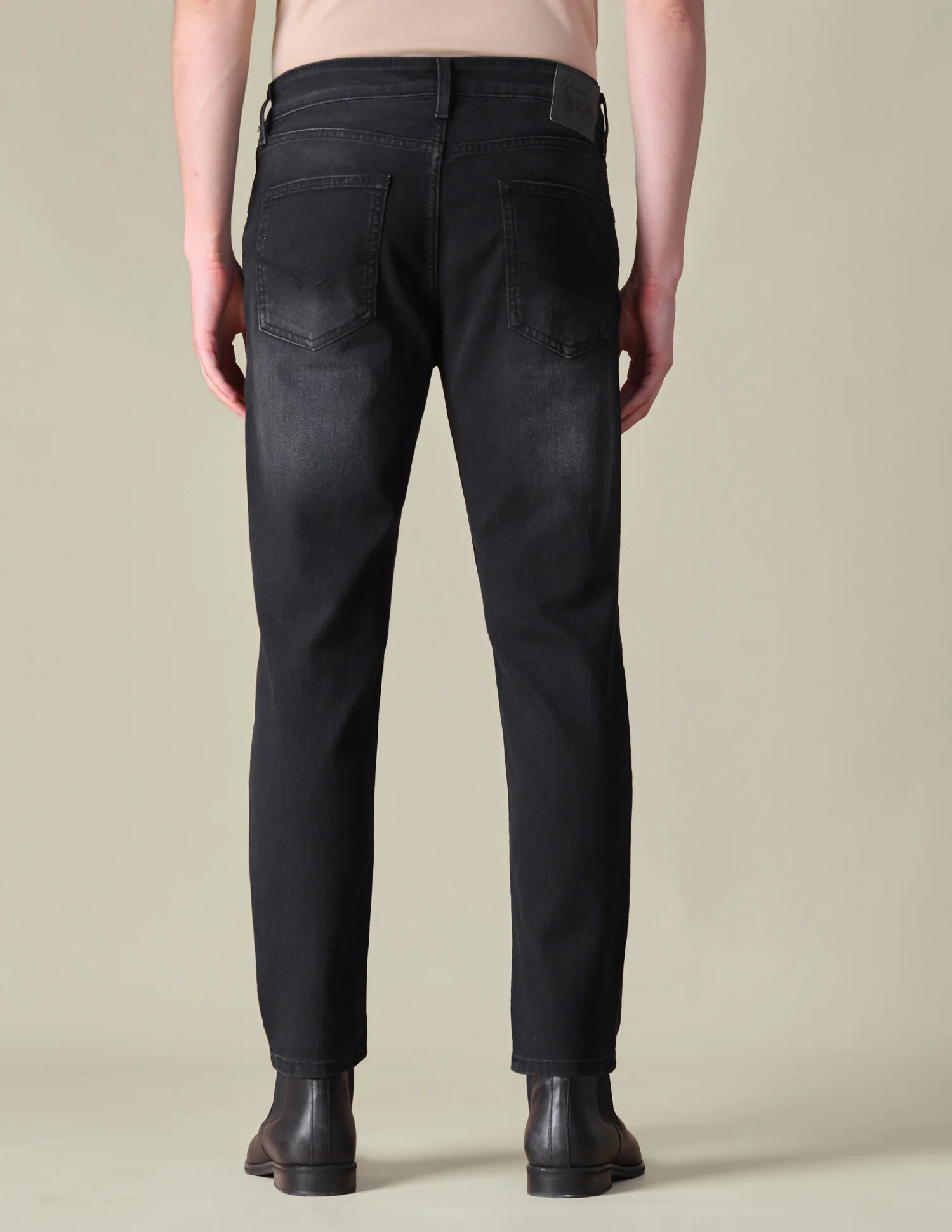 Comfort Cropped Fit Black Jeans - Image 5