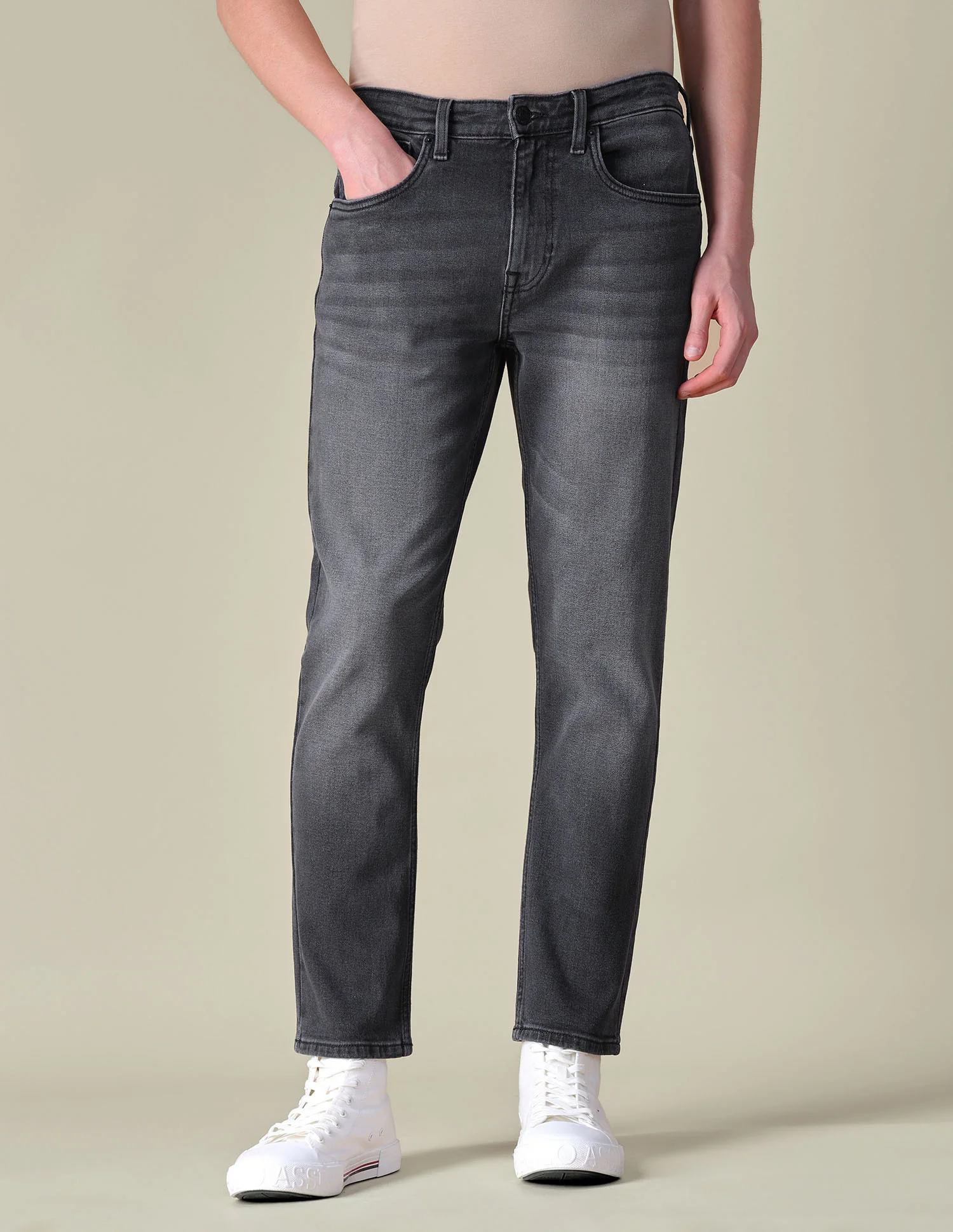 Comfort Cropped Fit Grey Jeans - Image 6