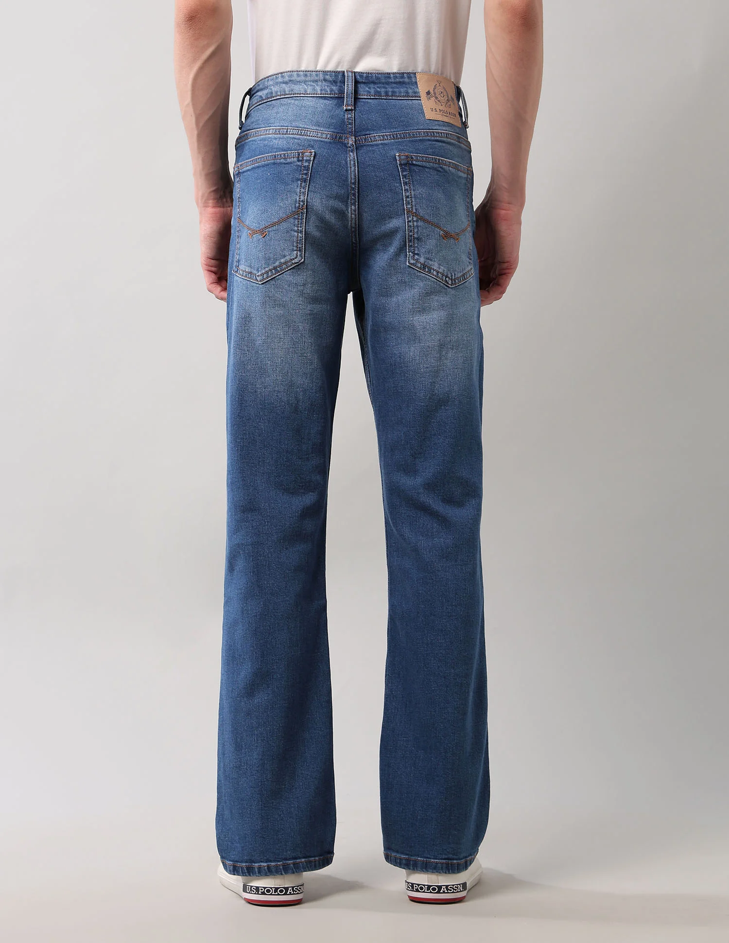 Connor Bootcut Blue Jeans - Image 5