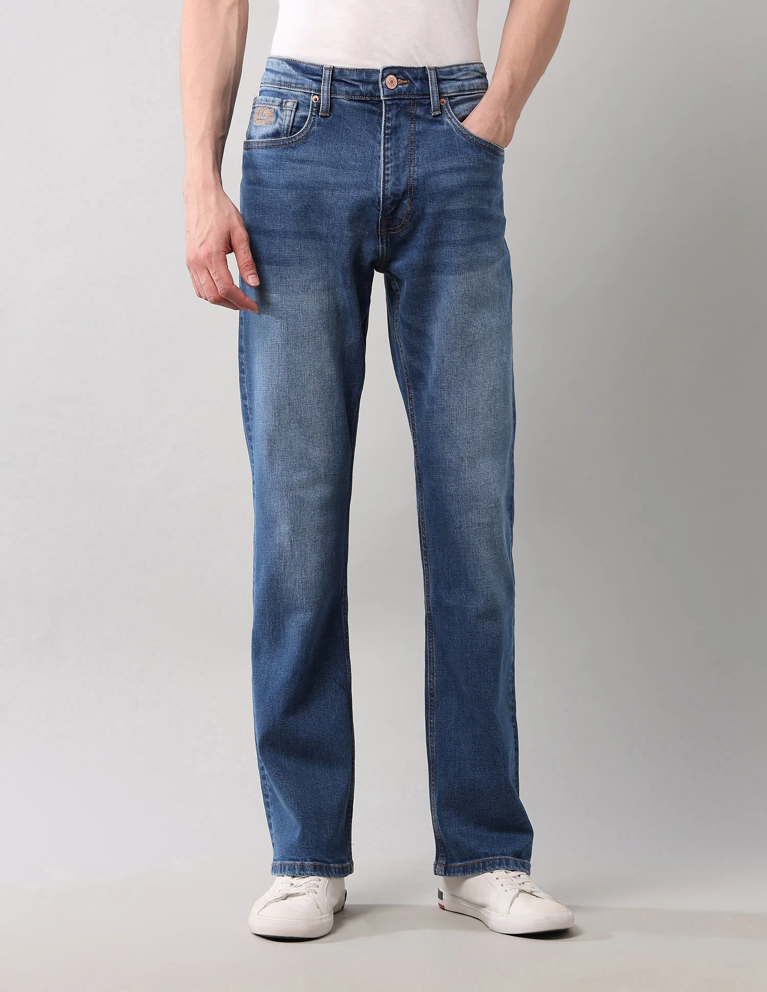 Connor Bootcut Blue Jeans - Image 6